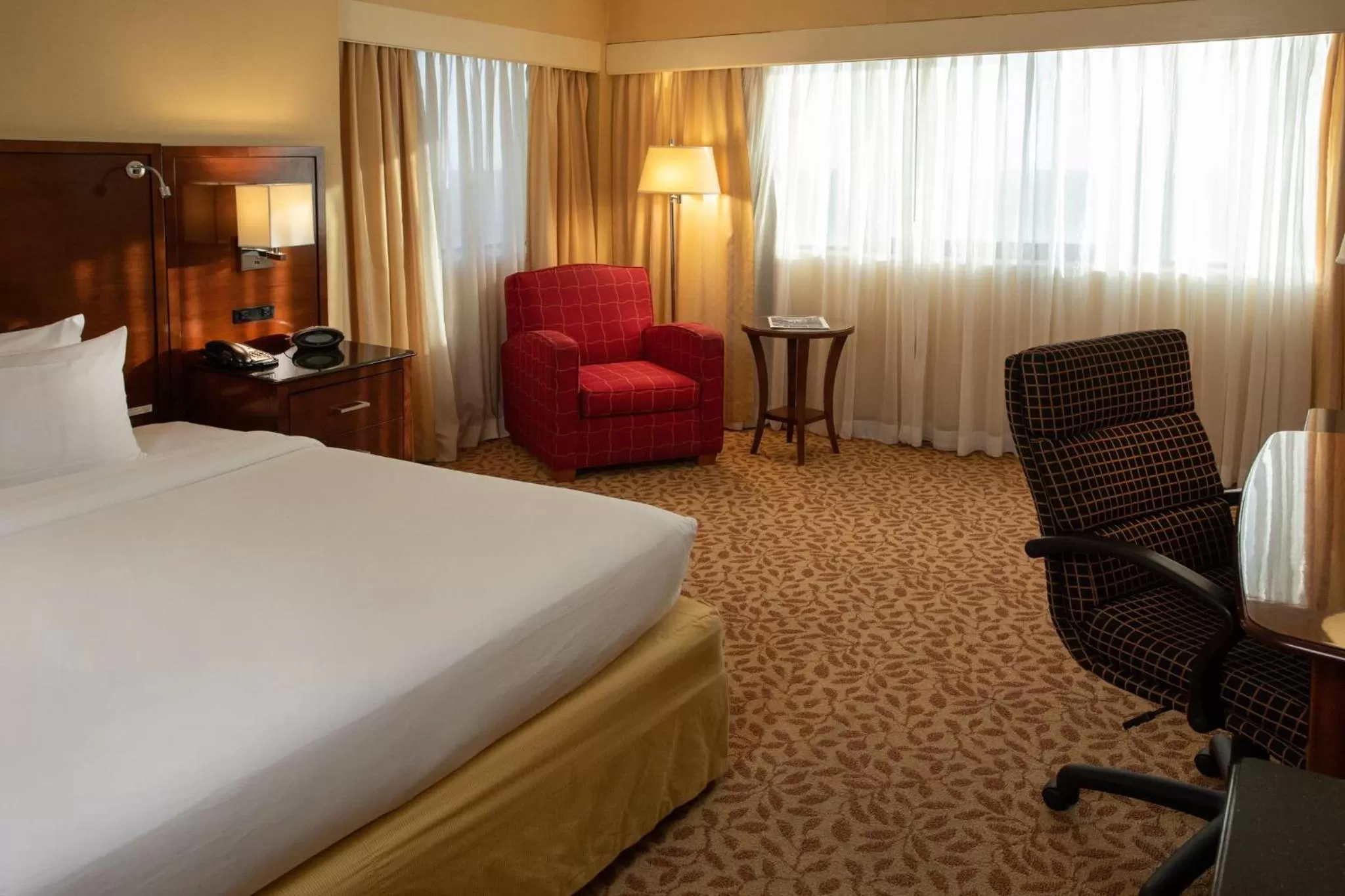 Living room, Bed in Jake's 58 Casino Hotel - Adults Only