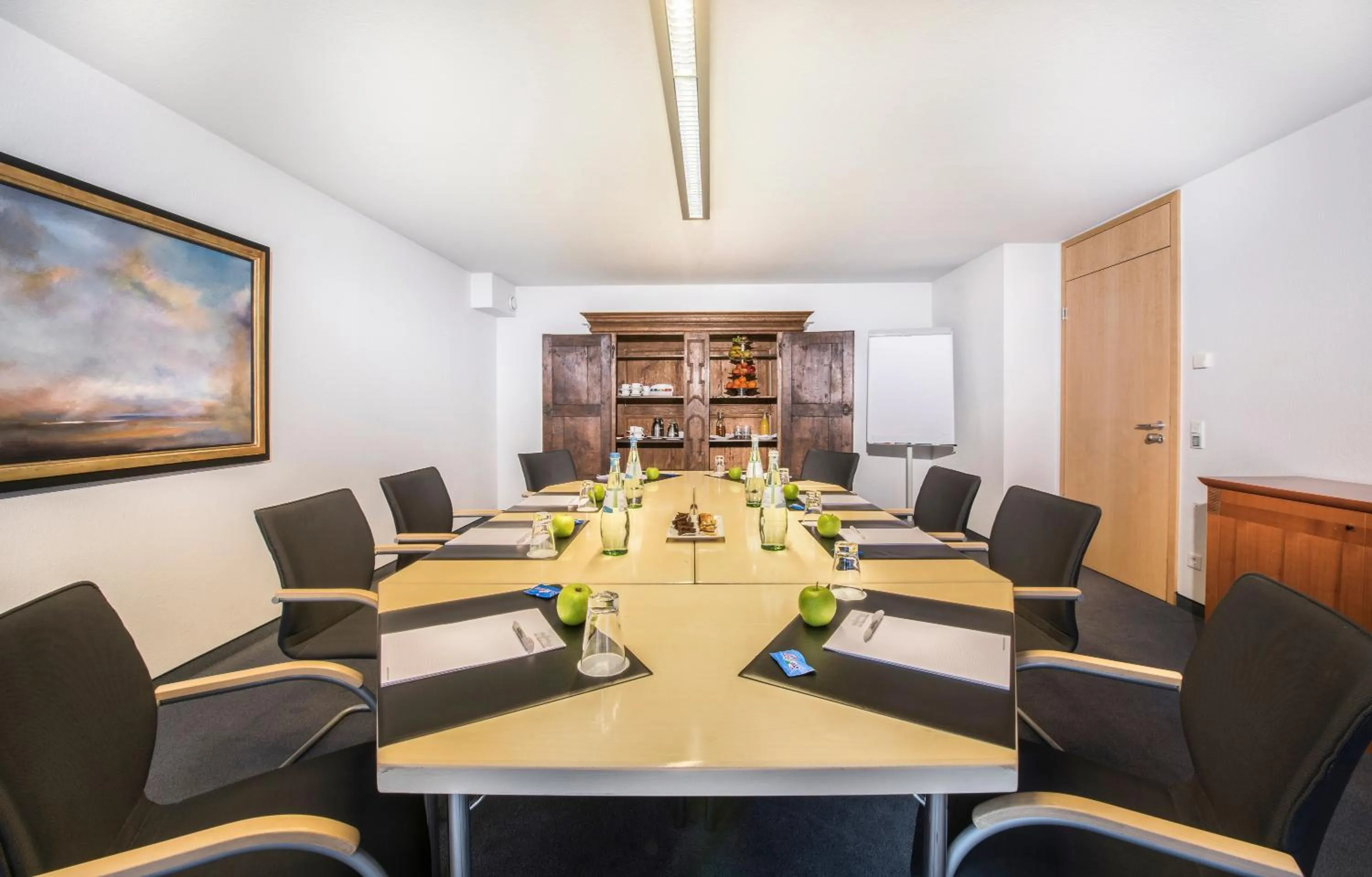 Business facilities in Collegium Leoninum