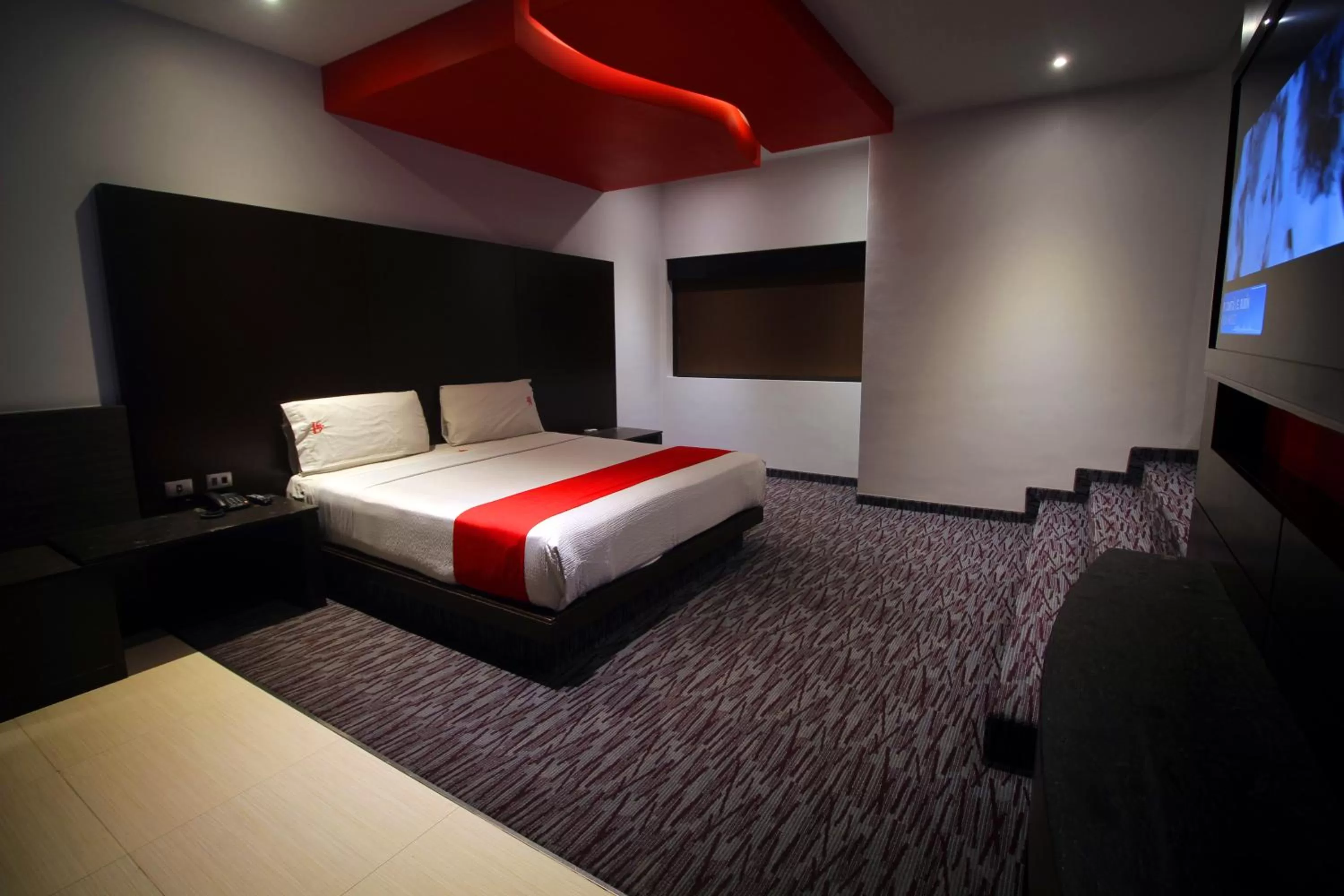 Photo of the whole room, Bed in Motel Via