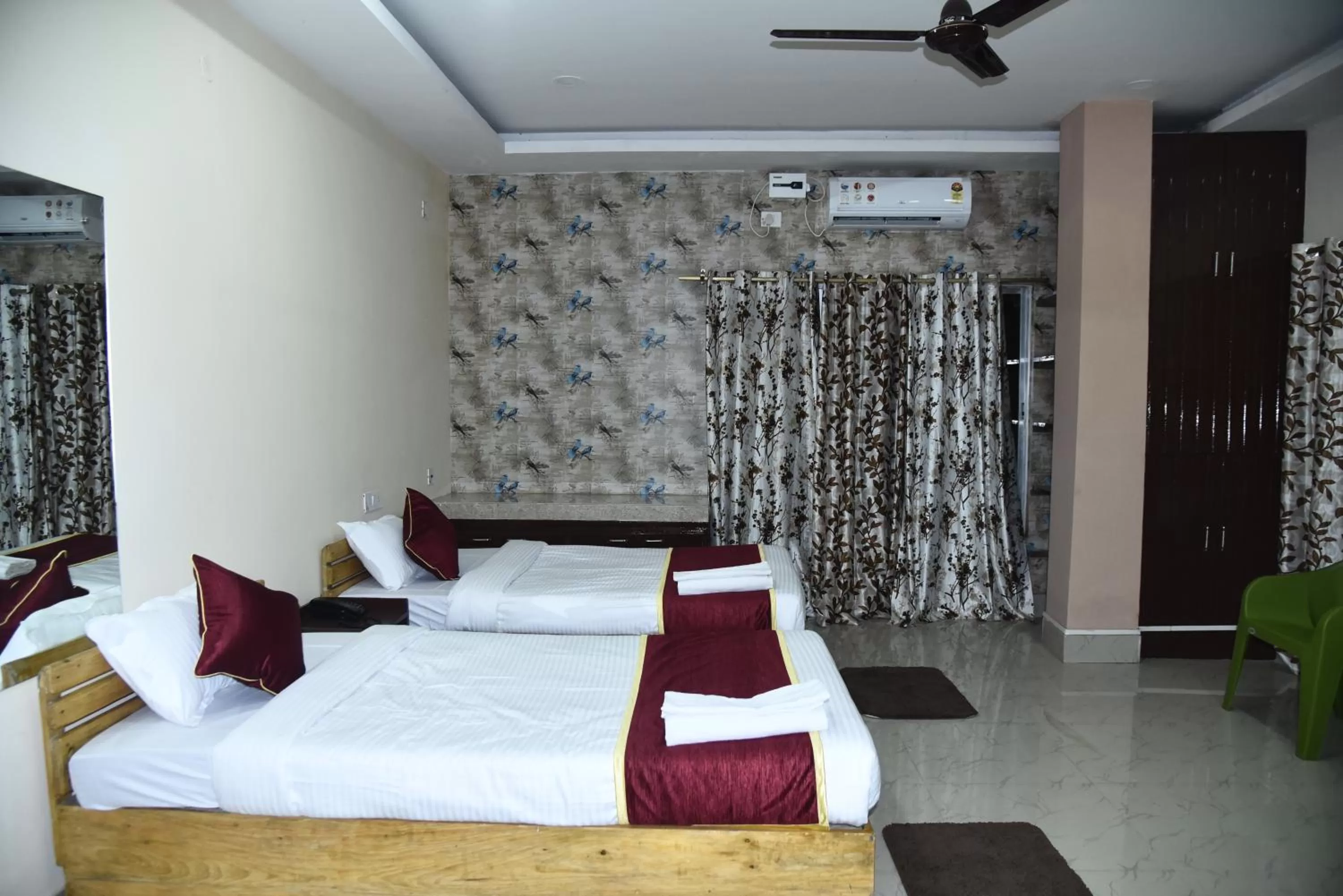 Bedroom, Bed in URBAN COTTAGE