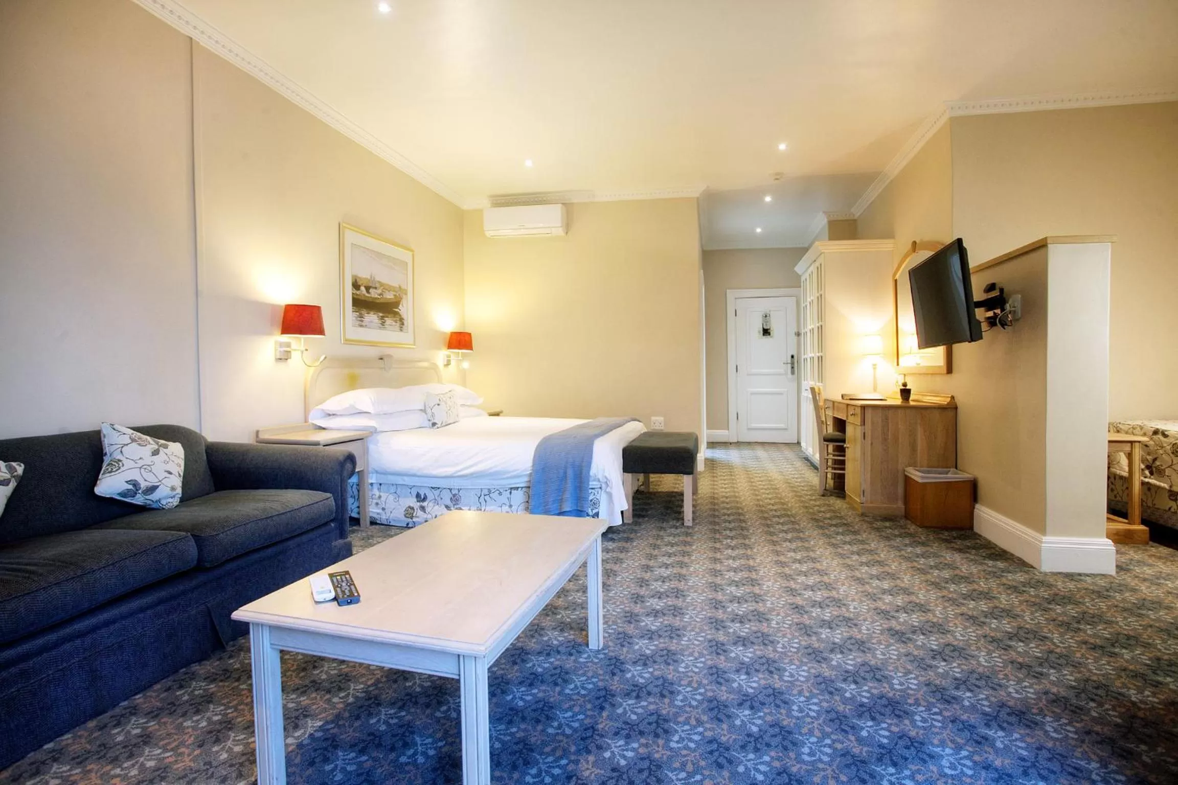 Bed in The Beach Hotel