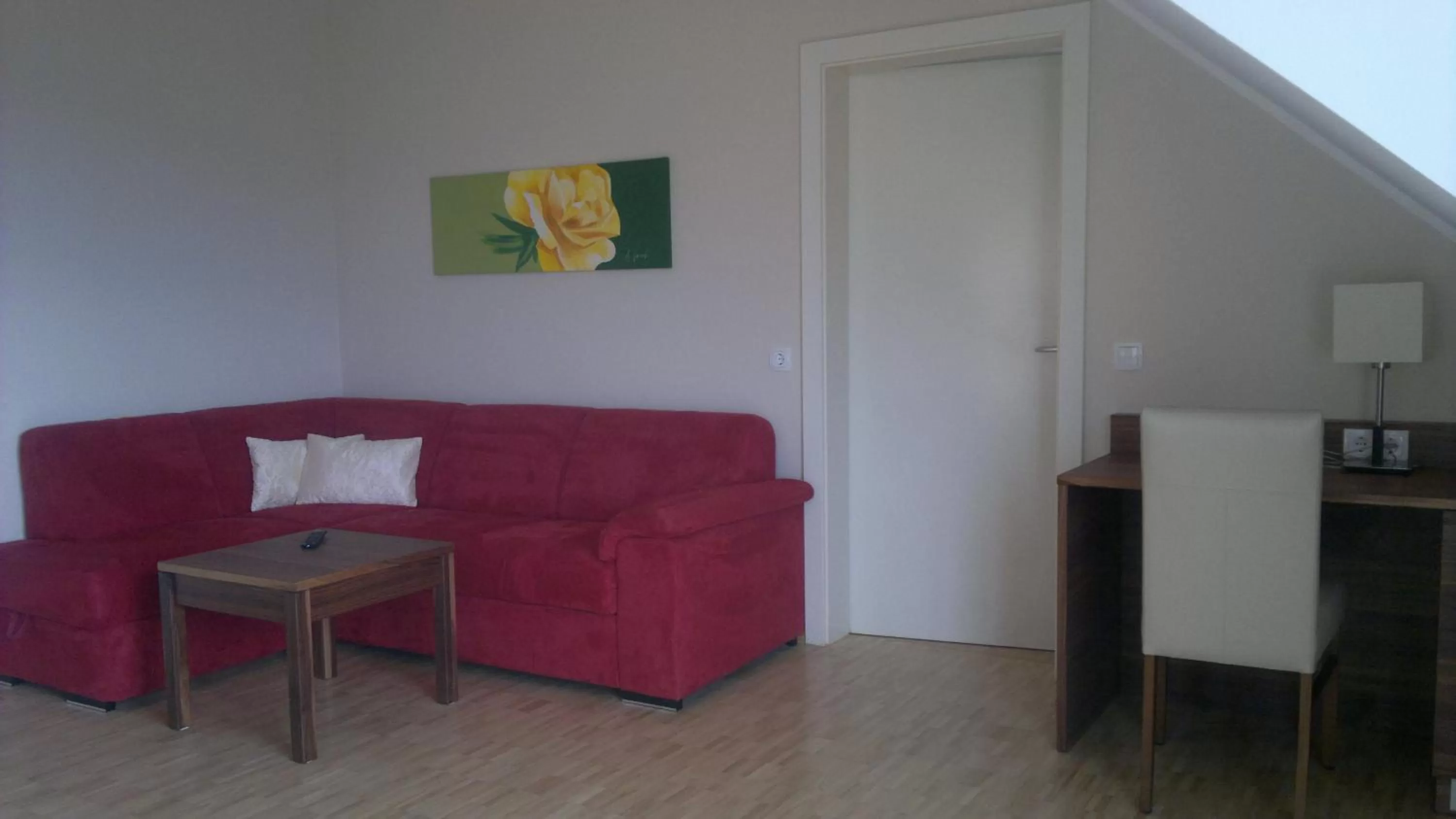 Photo of the whole room, Seating Area in Biergasthaus Schiffner