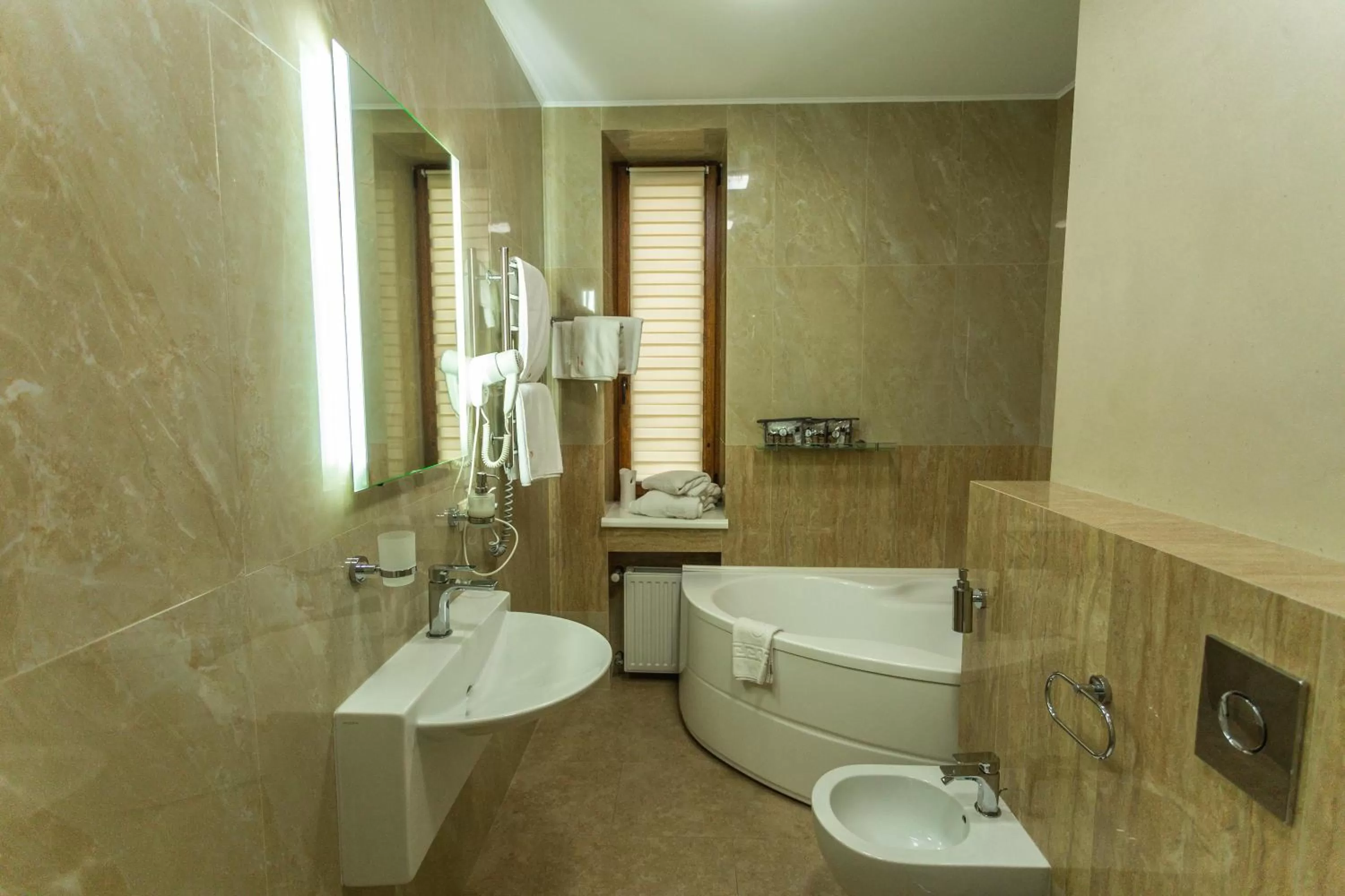 Bathroom in Hotel "Mandarin Clubhouse"