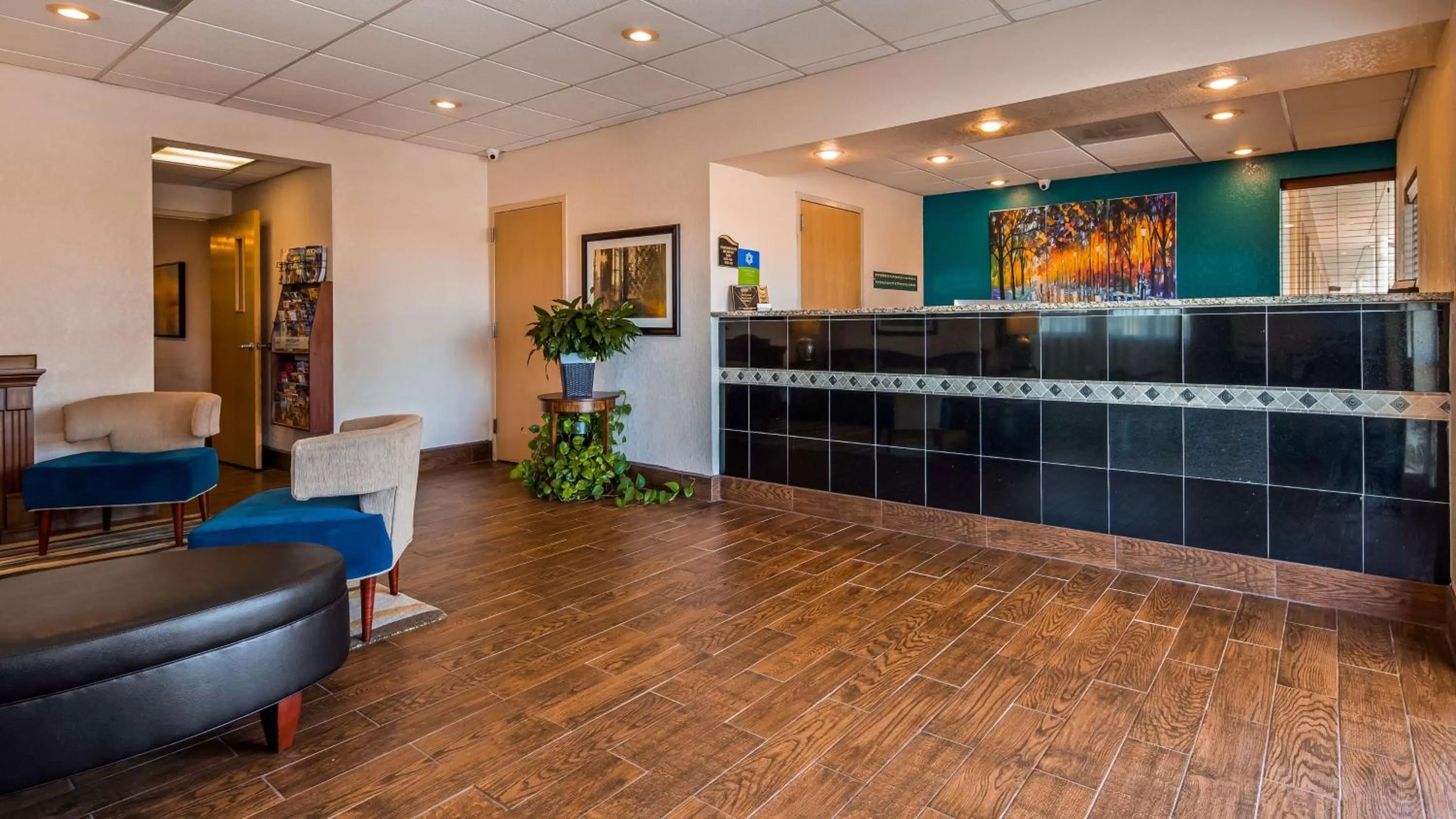Lobby or reception in SureStay Hotel by Best Western Ottawa