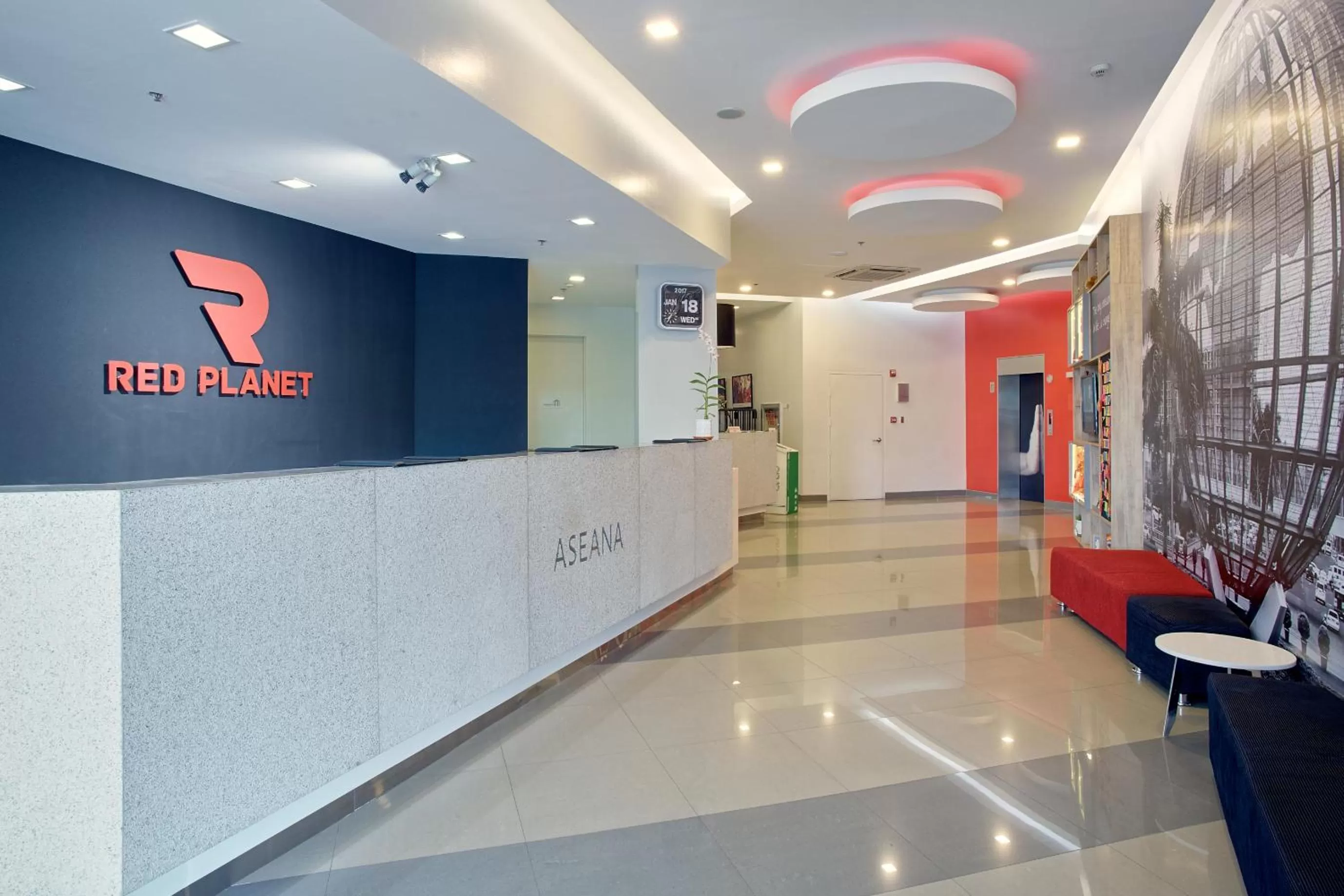 Property logo or sign in Red Planet Manila Aseana City