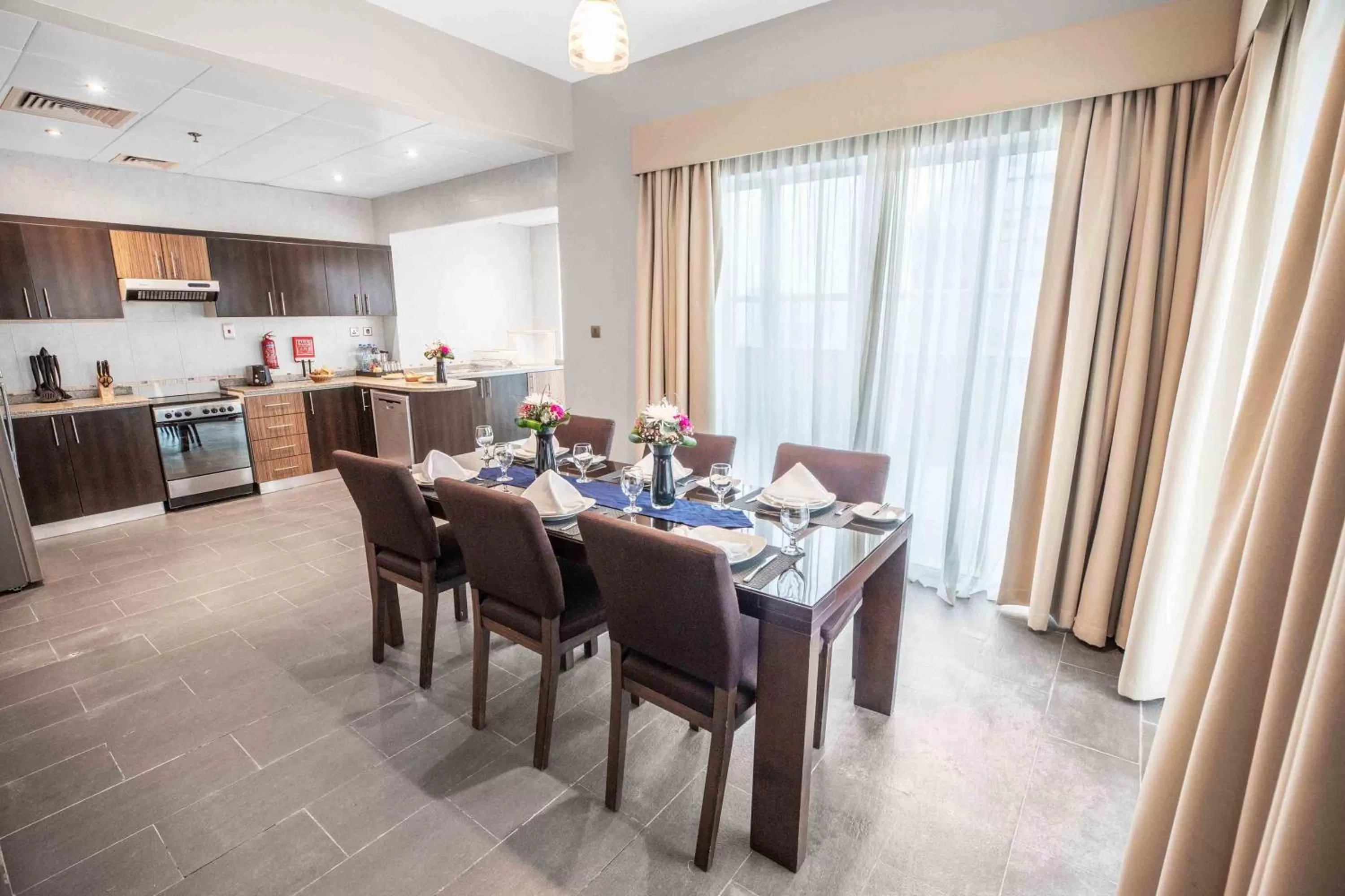 Kitchen or kitchenette in City Premiere Hotel Apartments - Dubai