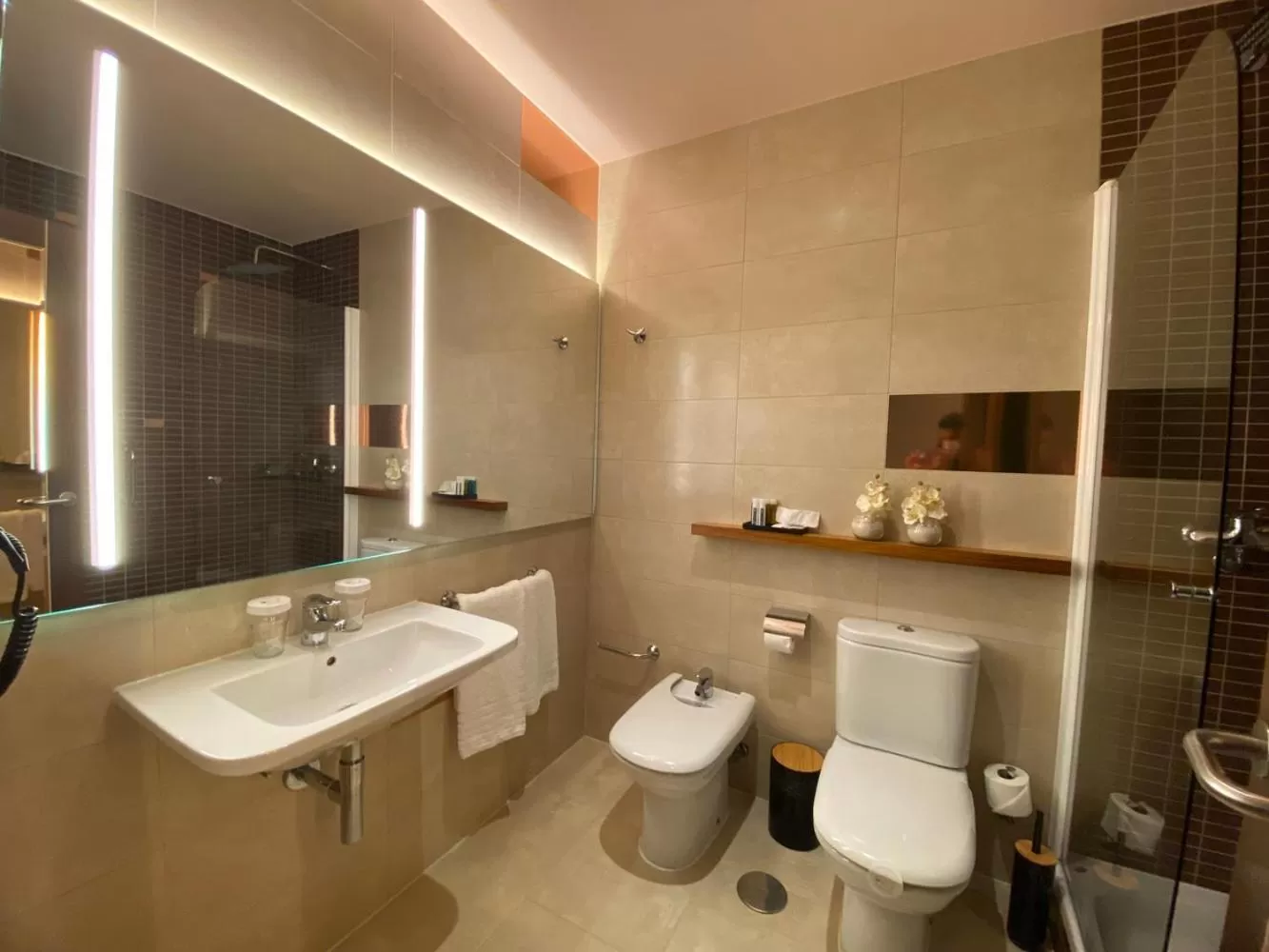 Bathroom in ON ALETA ROOM designed for adults