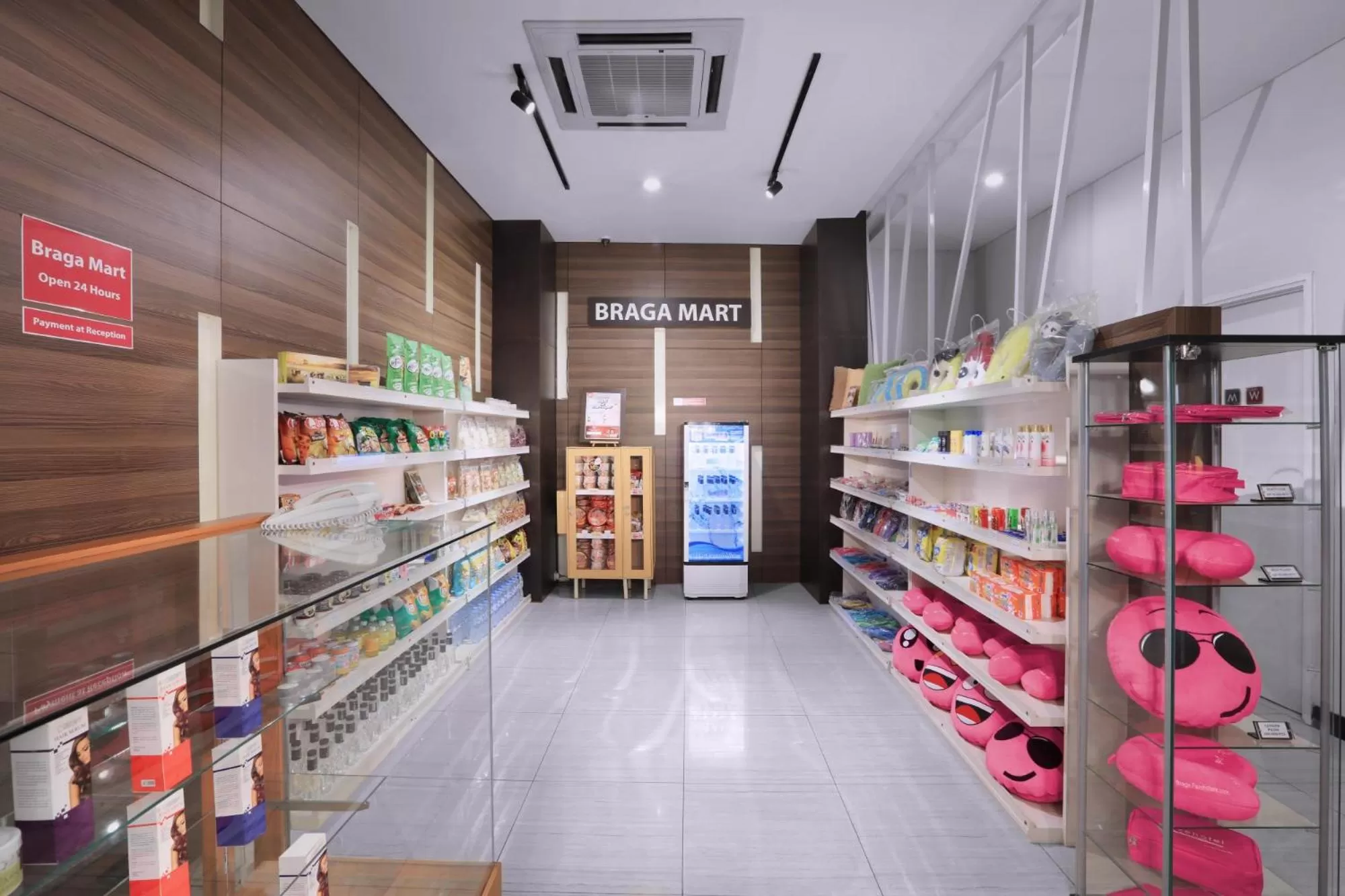 Supermarket/grocery shop in favehotel Braga