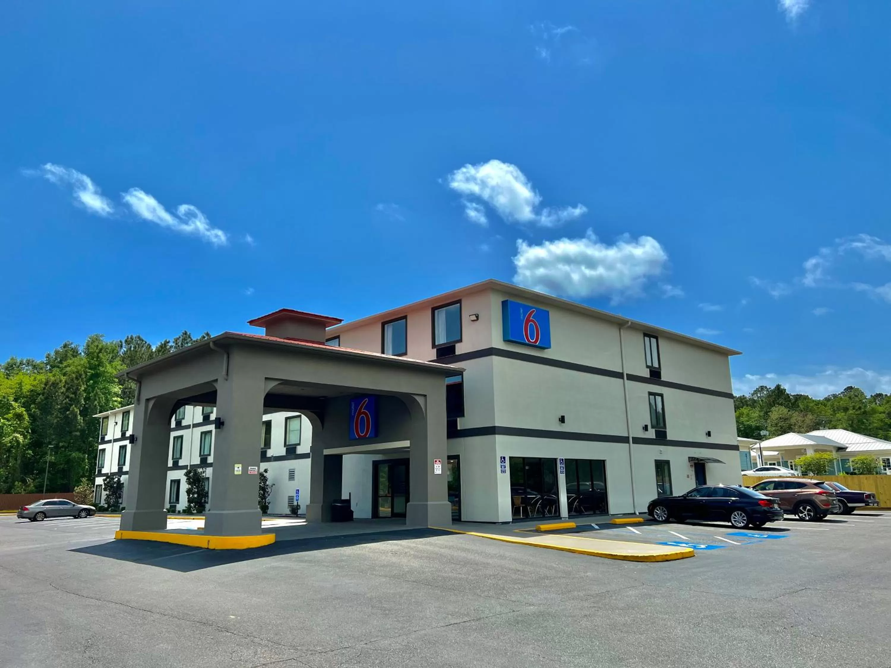 Quality Inn & Suites Biloxi - Ocean Springs