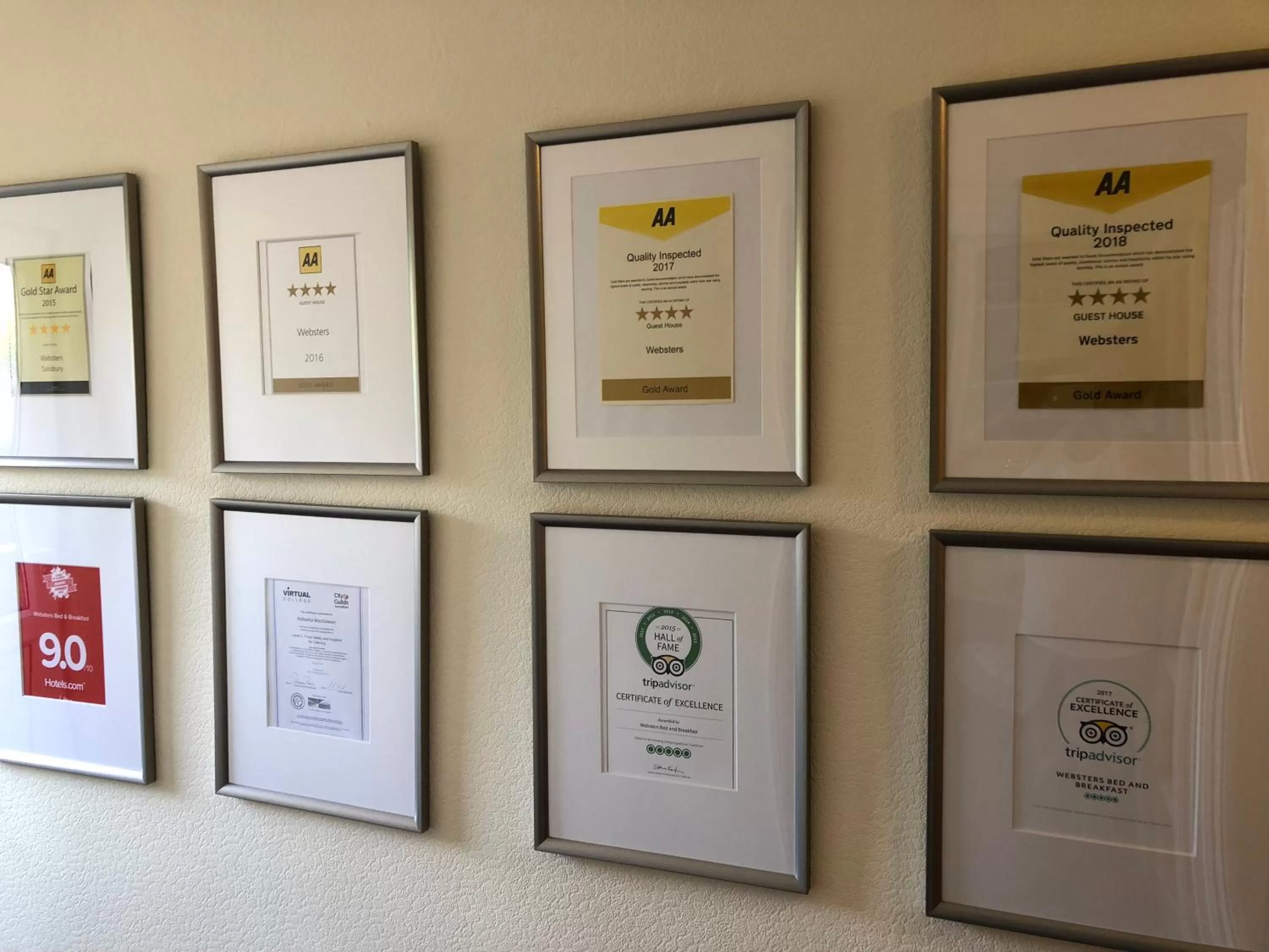 Logo/Certificate/Sign in Websters Bed & Breakfast