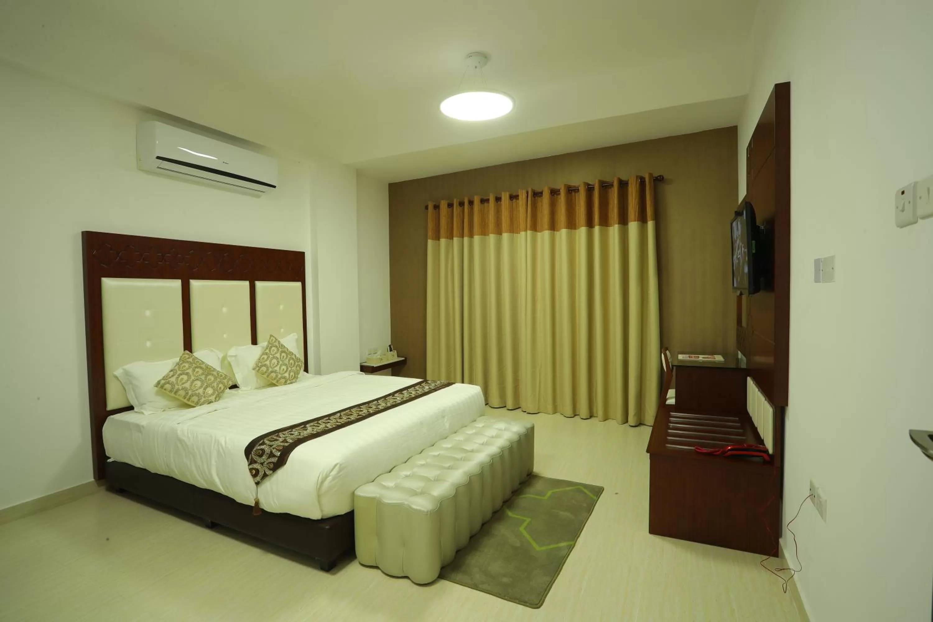 Bedroom in Zaki Hotel Apartment