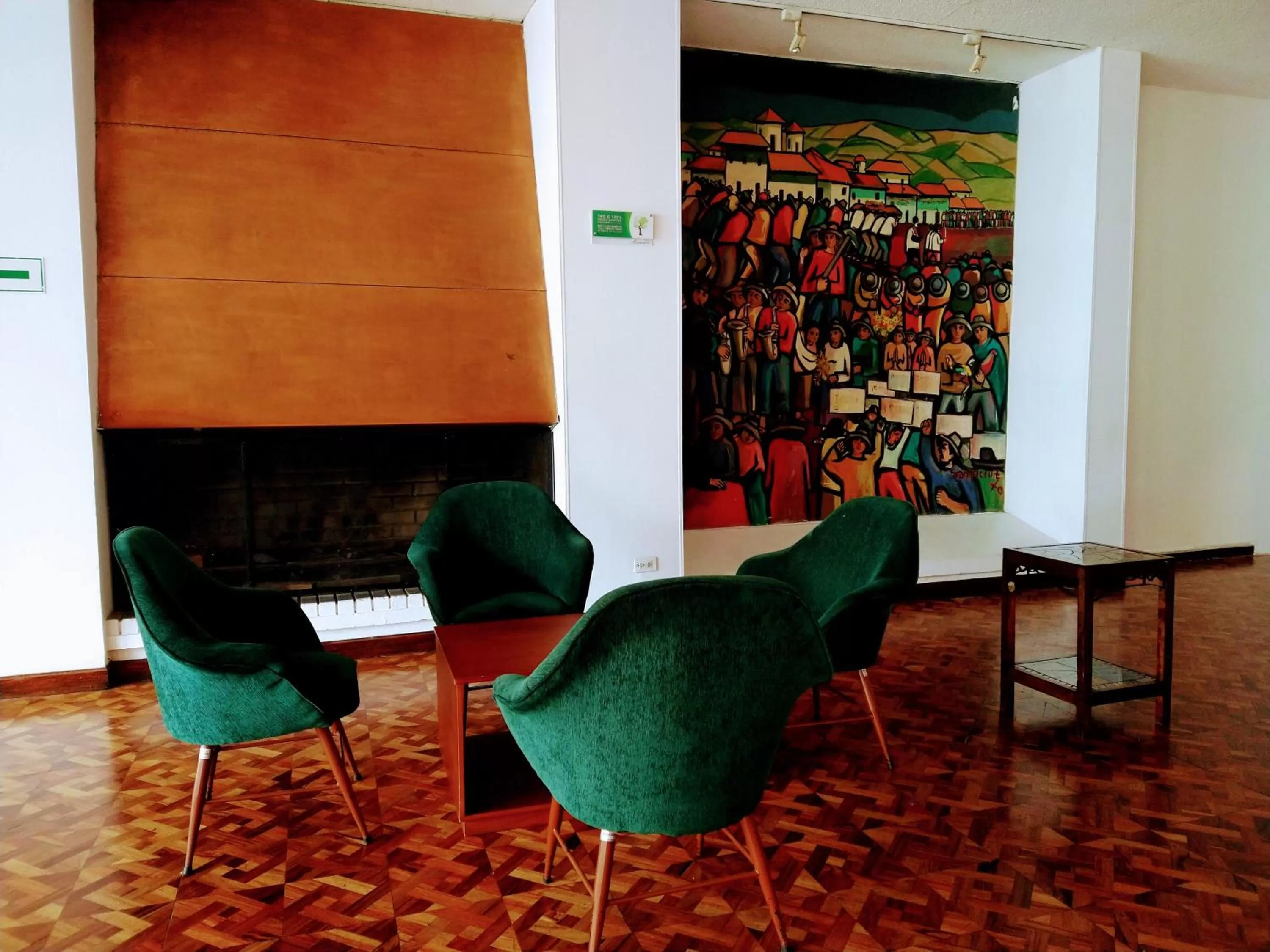 Living room in Hotel Morasurco