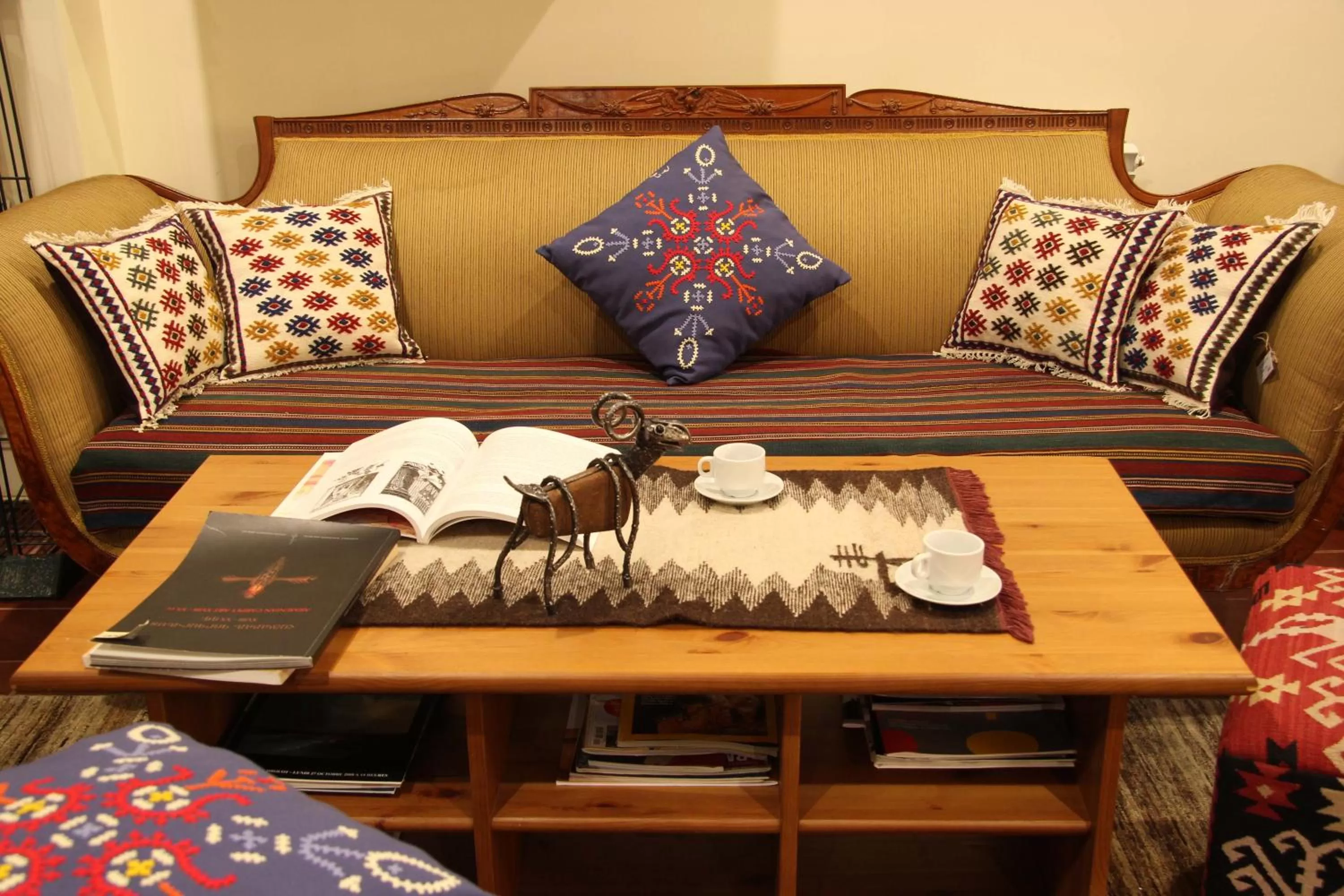 Lobby or reception in Silk Road Hotel