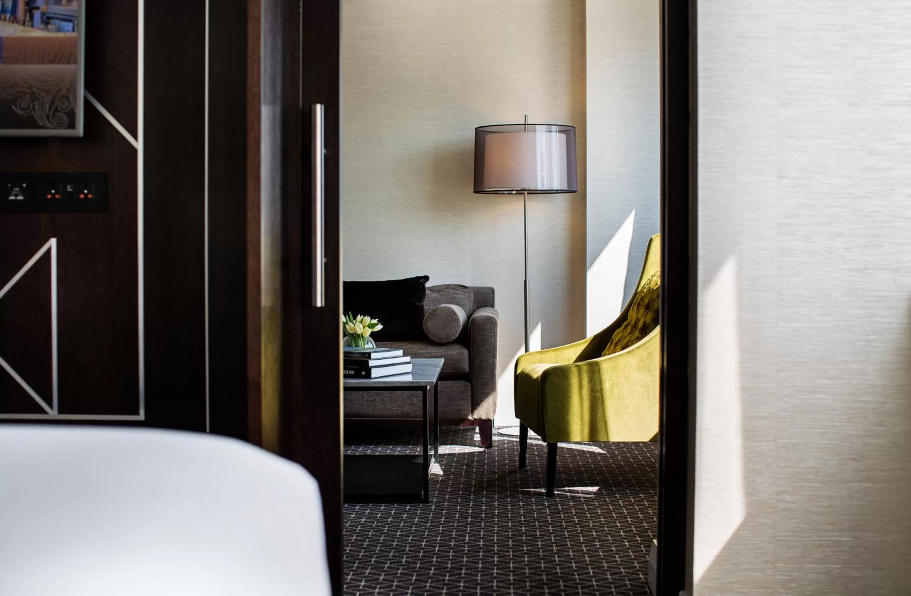 Seating area, Bed in Mövenpick Hotel Auckland