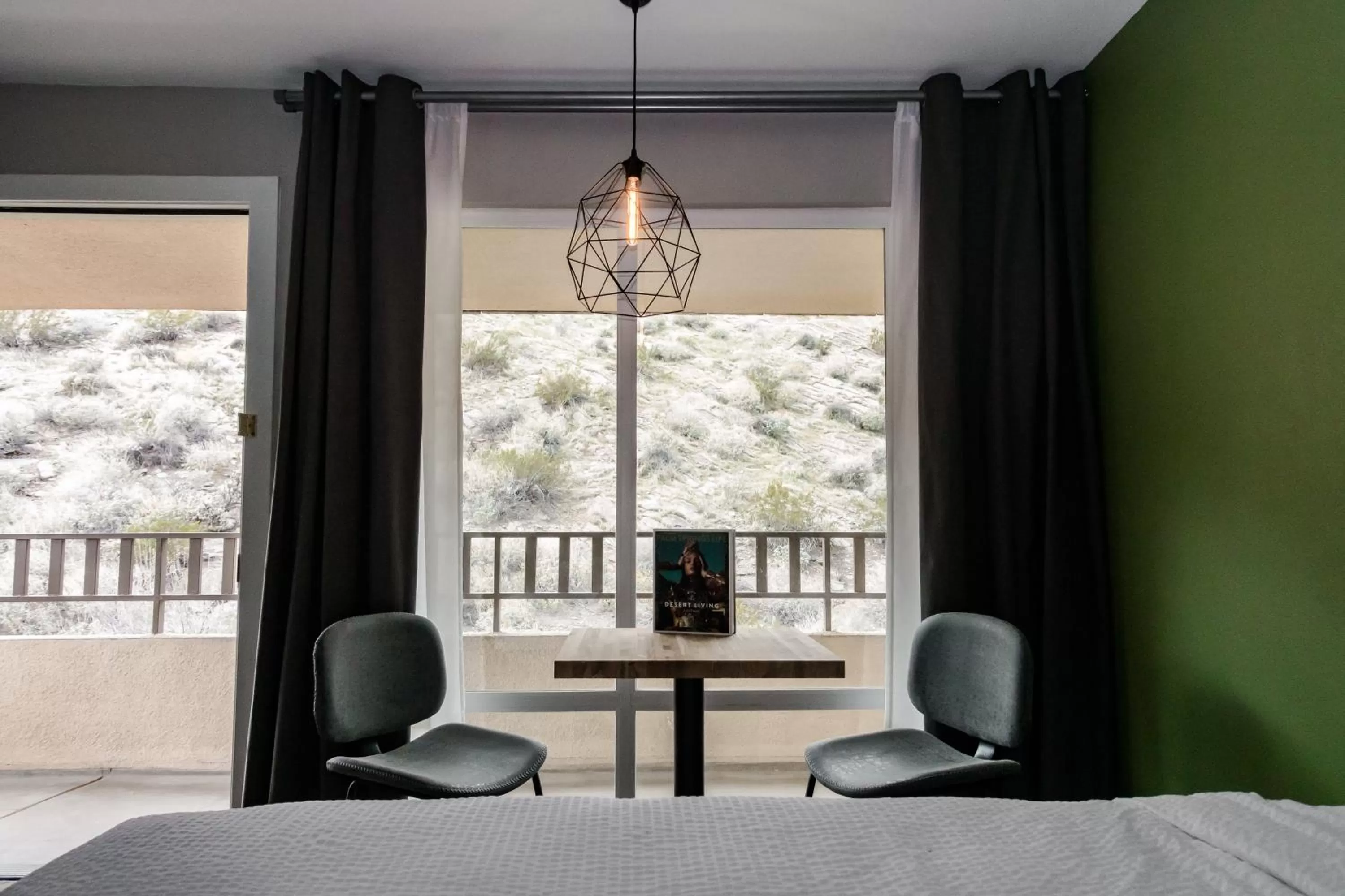 Seating area in Vagabond Motor Hotel - Palm Springs