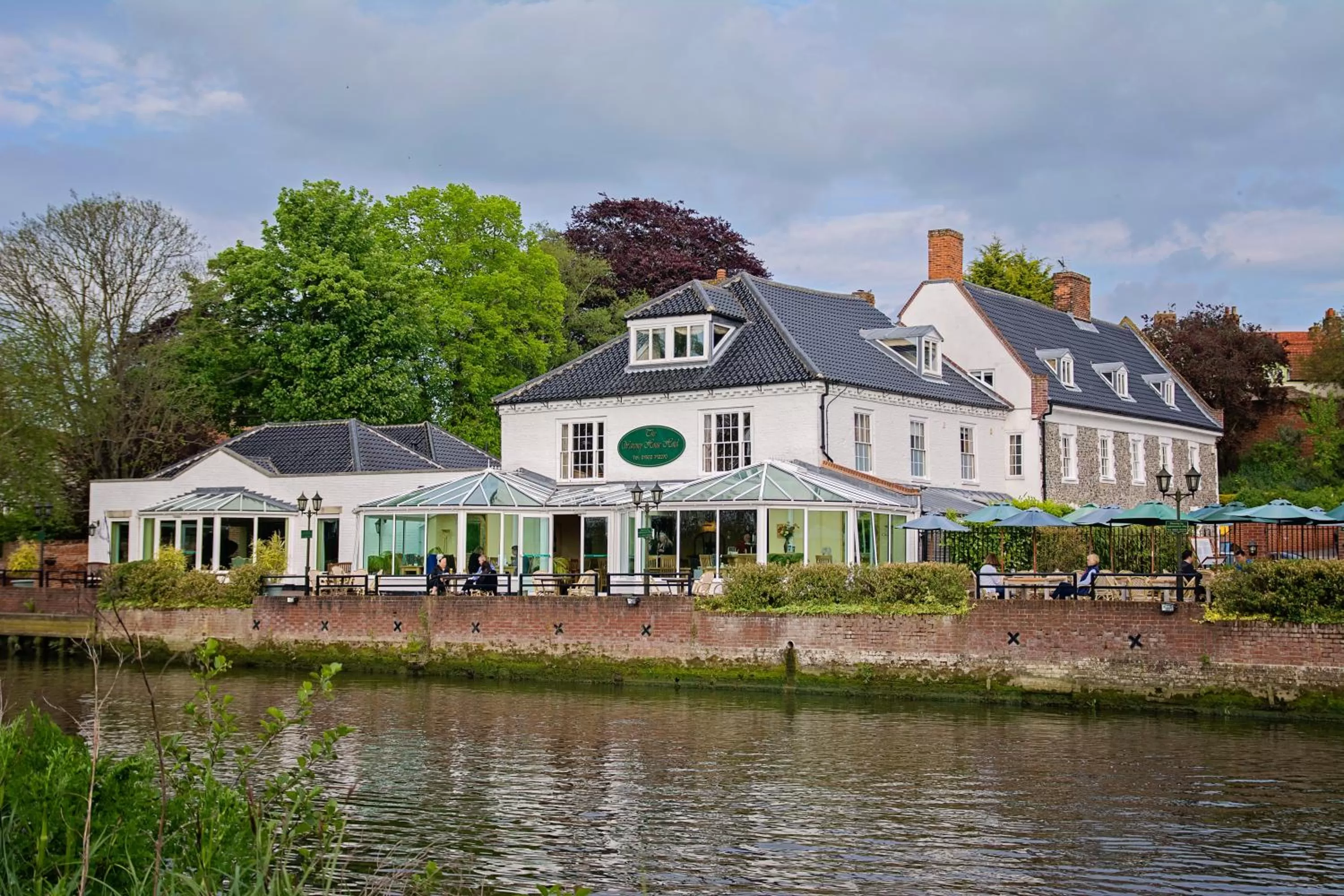 Property building in Waveney House Hotel
