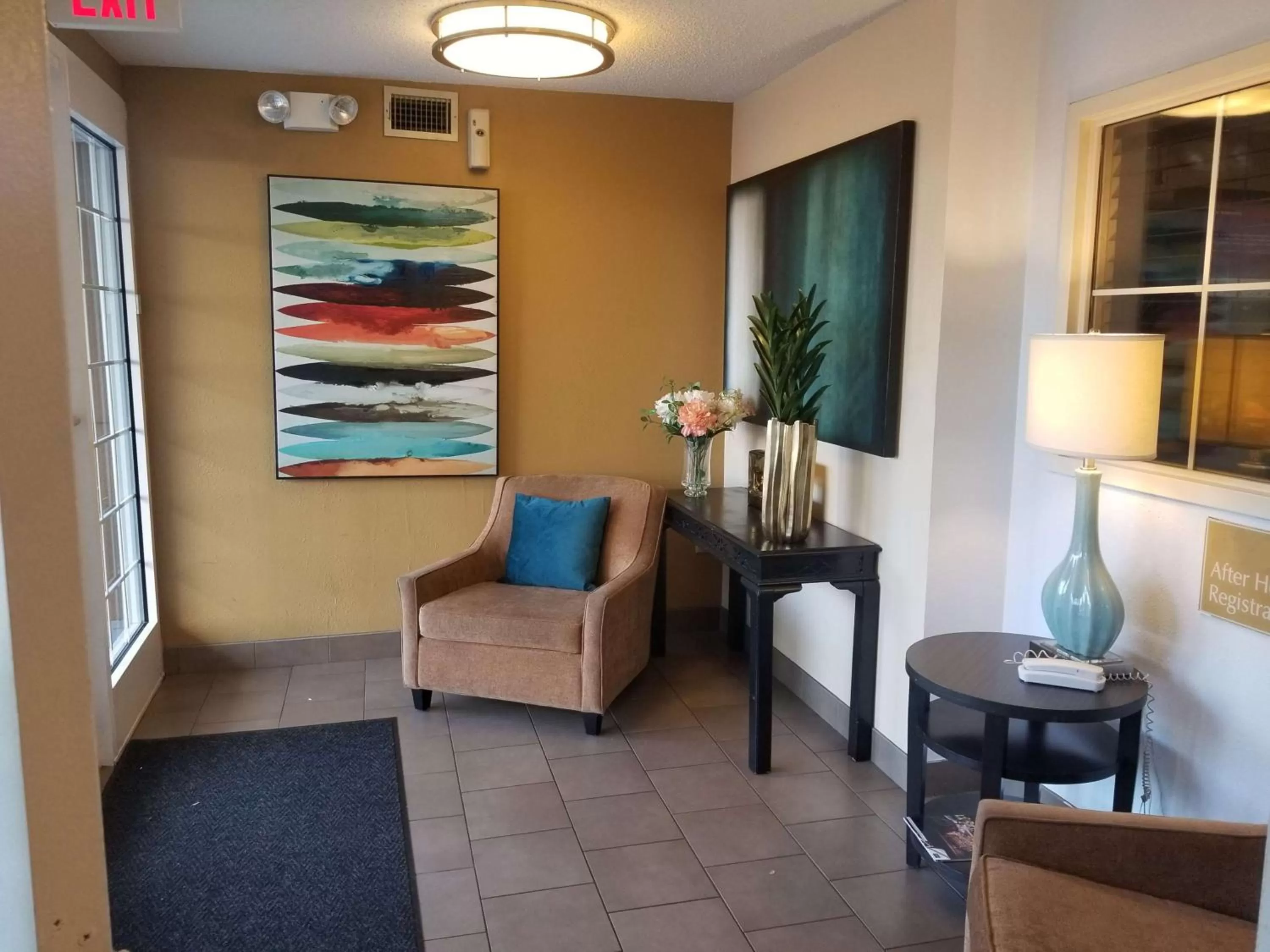 Lobby or reception in Sonesta Simply Suites Dallas Galleria