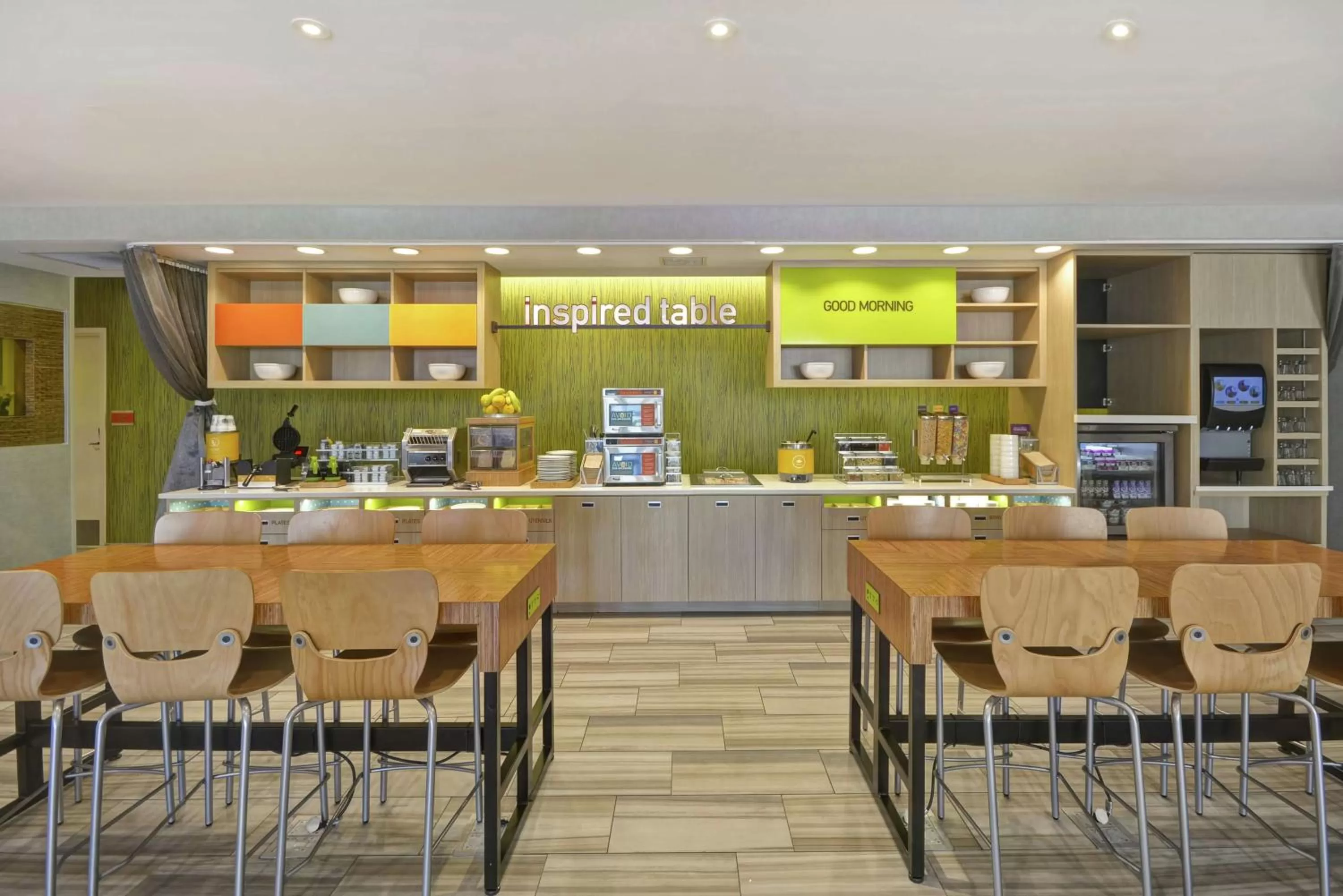 Breakfast in Home2 Suites By Hilton Clarksville Louisville North