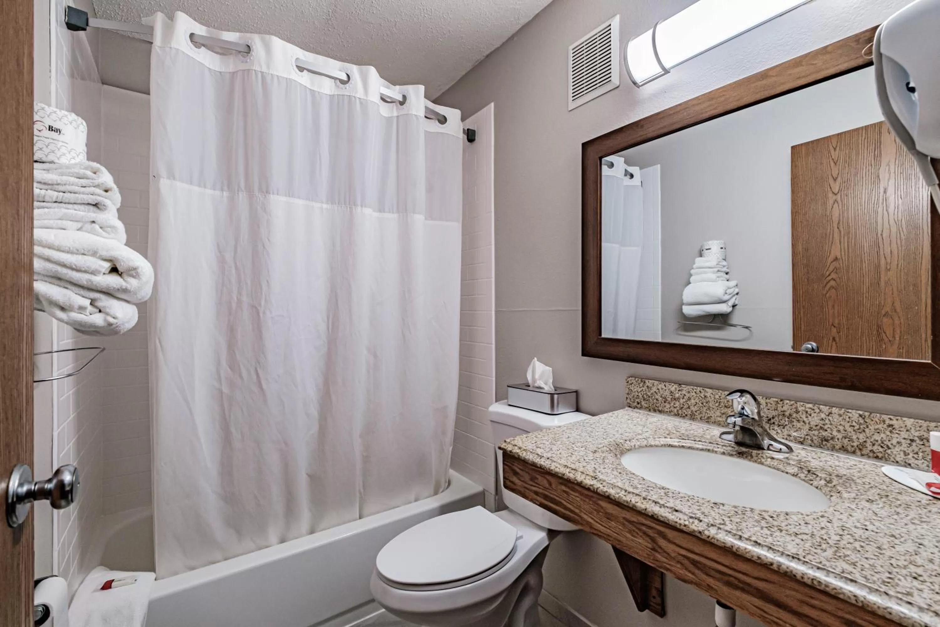 Shower in Days Inn by Wyndham Brunswick Bath Area