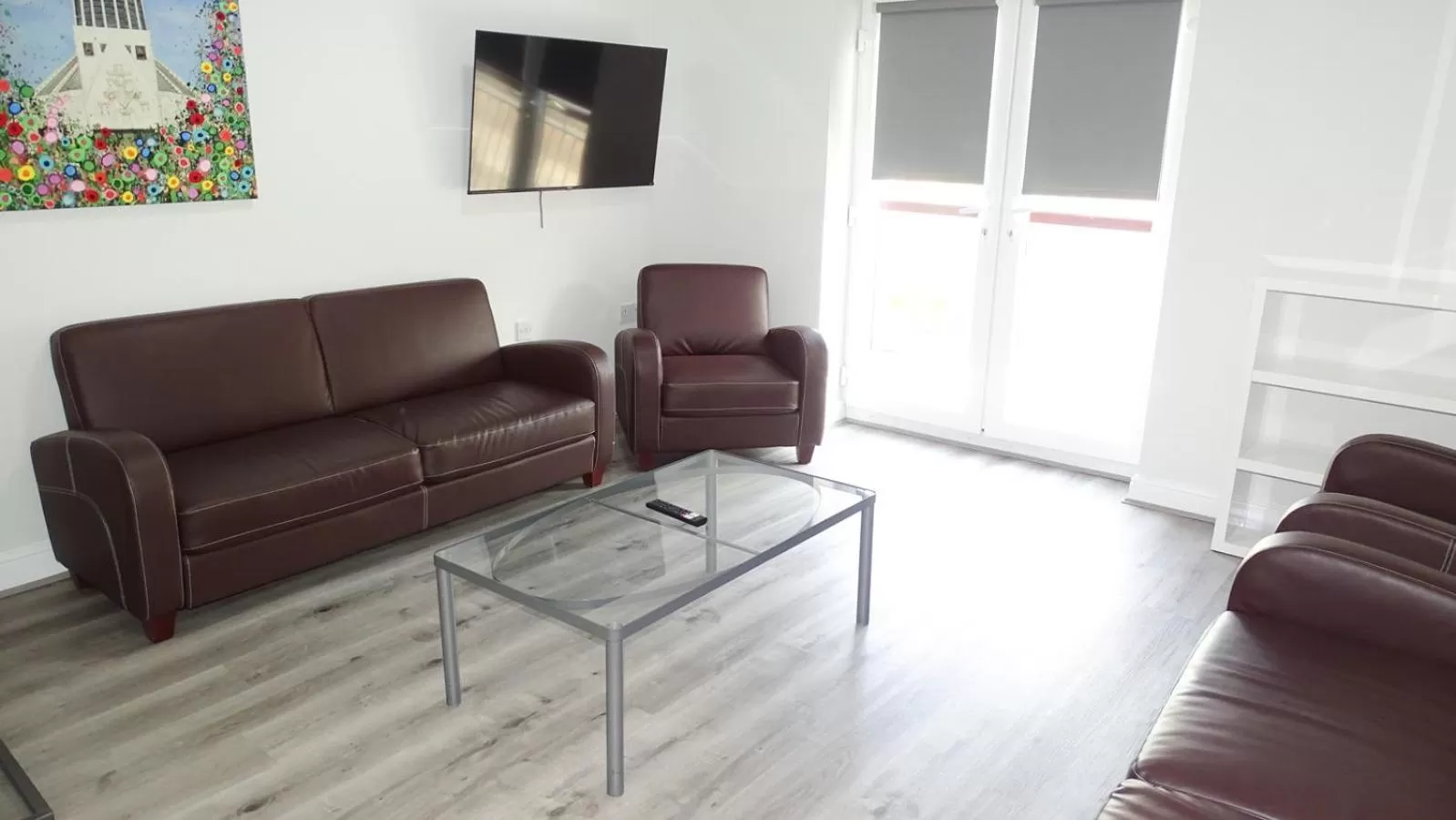 TV and multimedia in Cocoon @ International Inn + Apartments