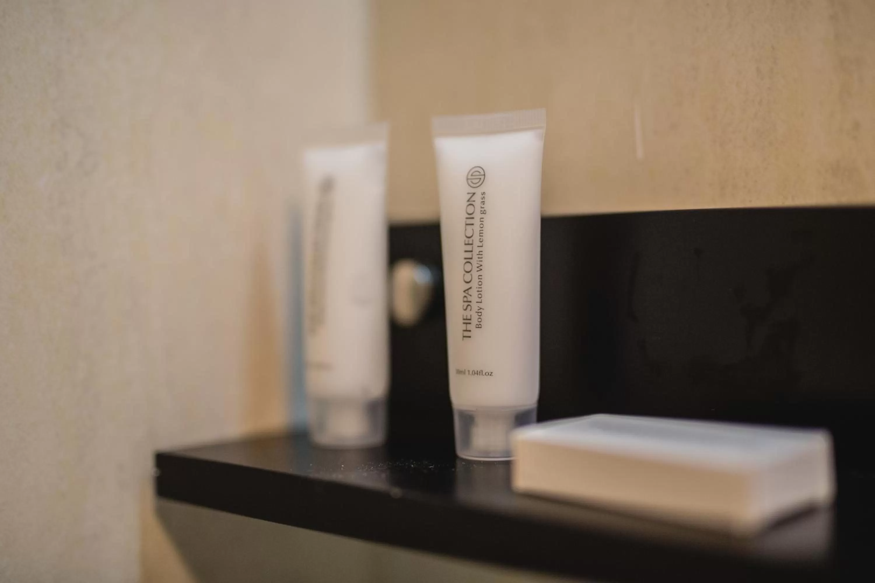 Shower in The Pier Beach Inn & Suites