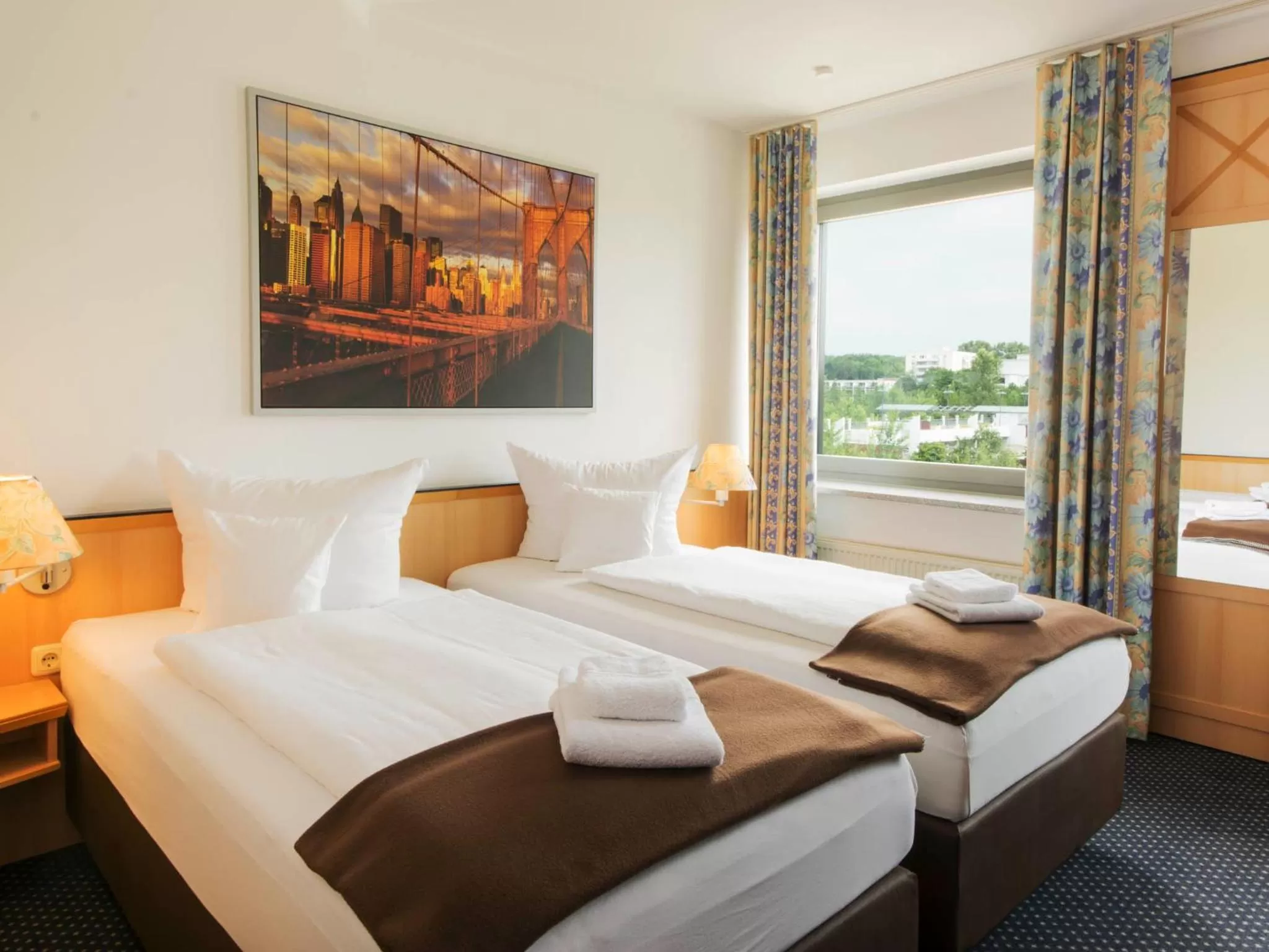 Bed in Hotel NEAR BY