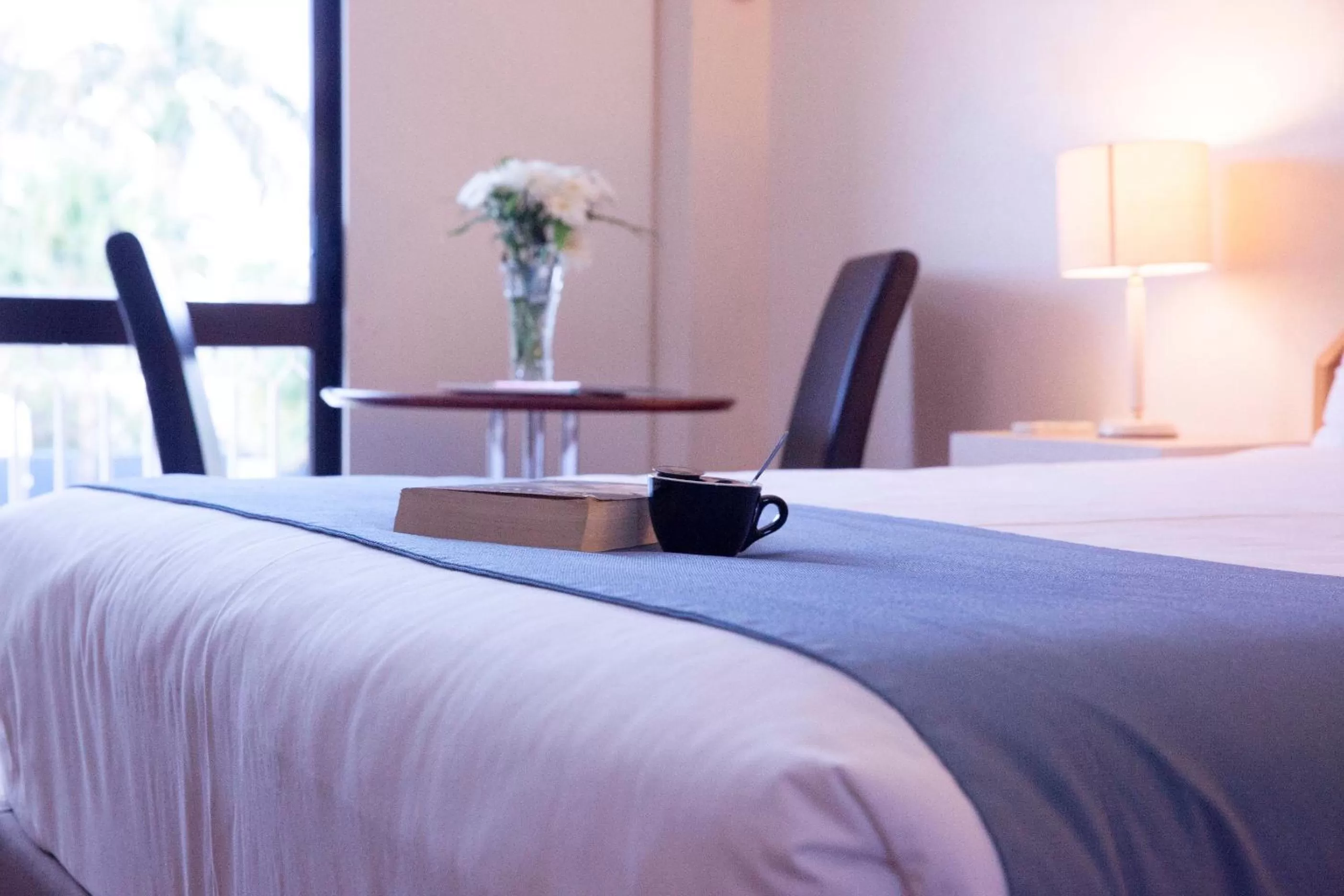 Bedroom, Bed in Longreach Motor Inn