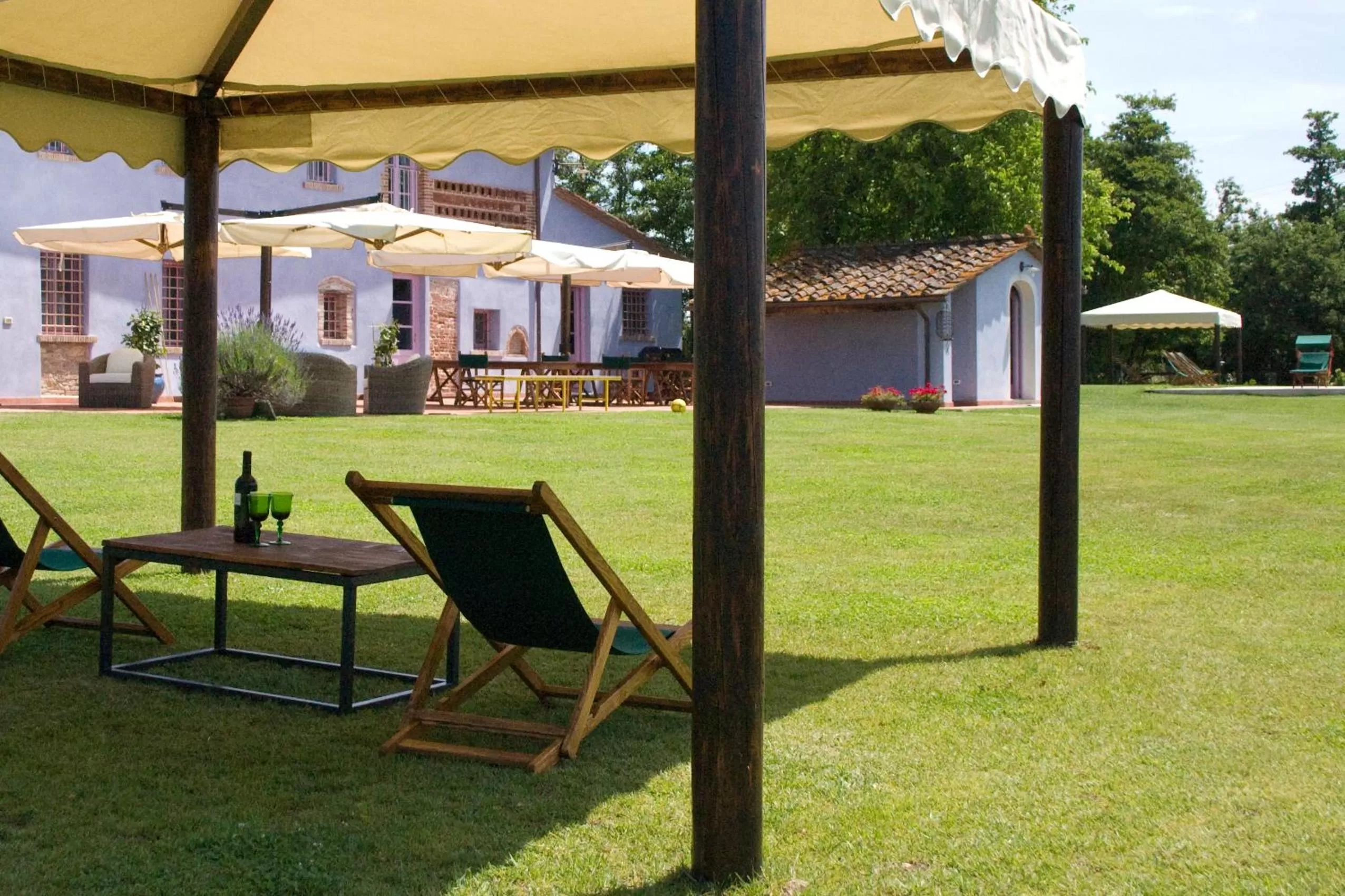 Garden view in Casa Fontanino
