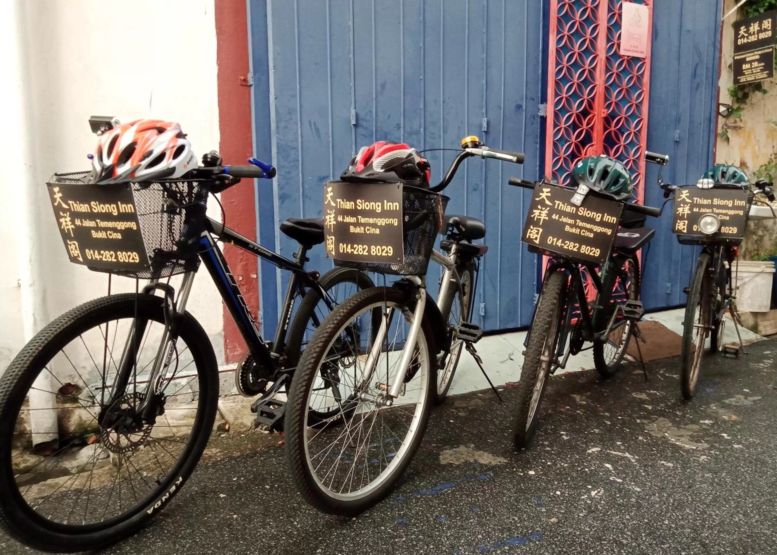Cycling in Thian Siong Inn