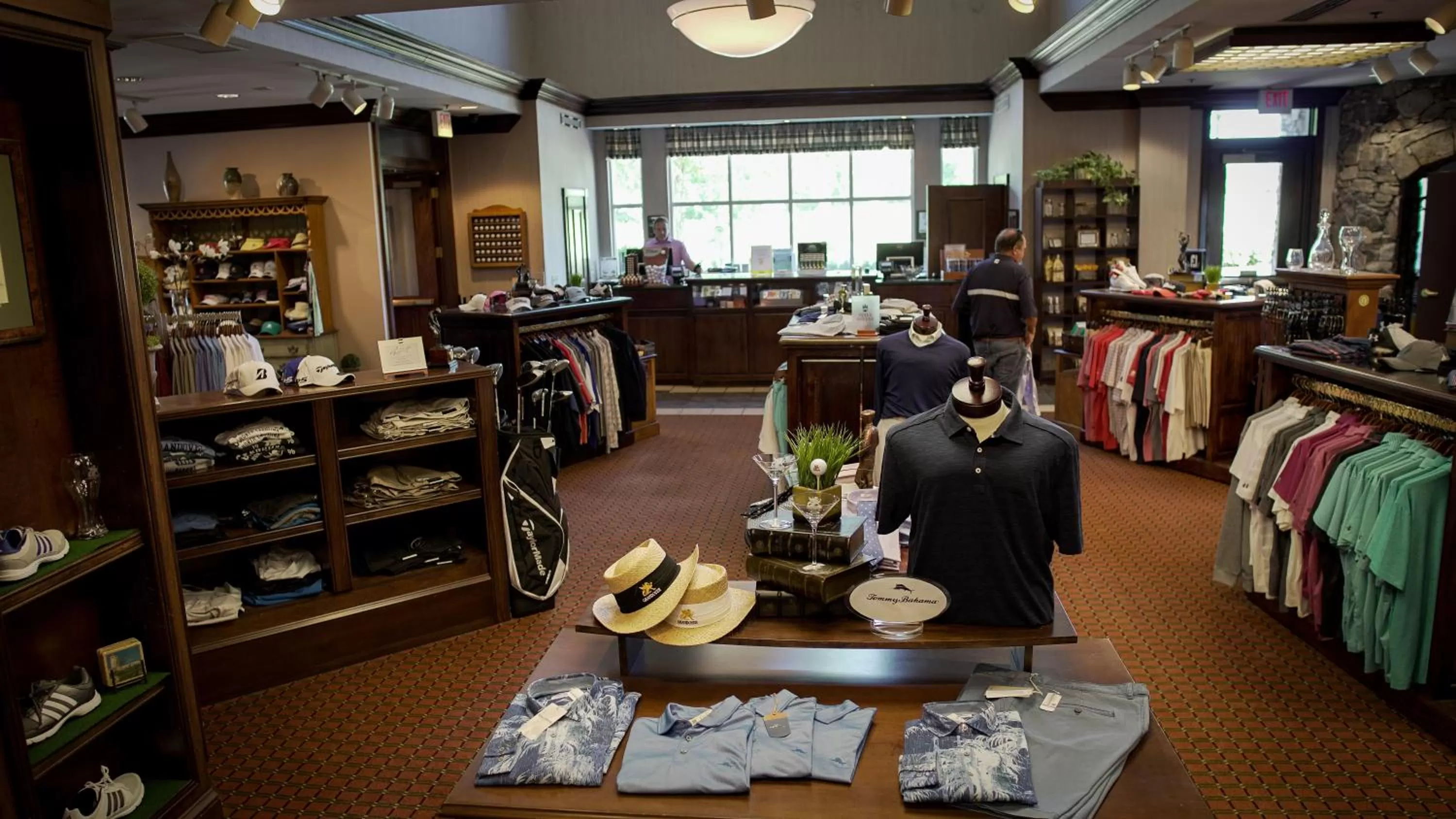 On-site shops in Grandover Resort & Spa, a Wyndham Grand Hotel