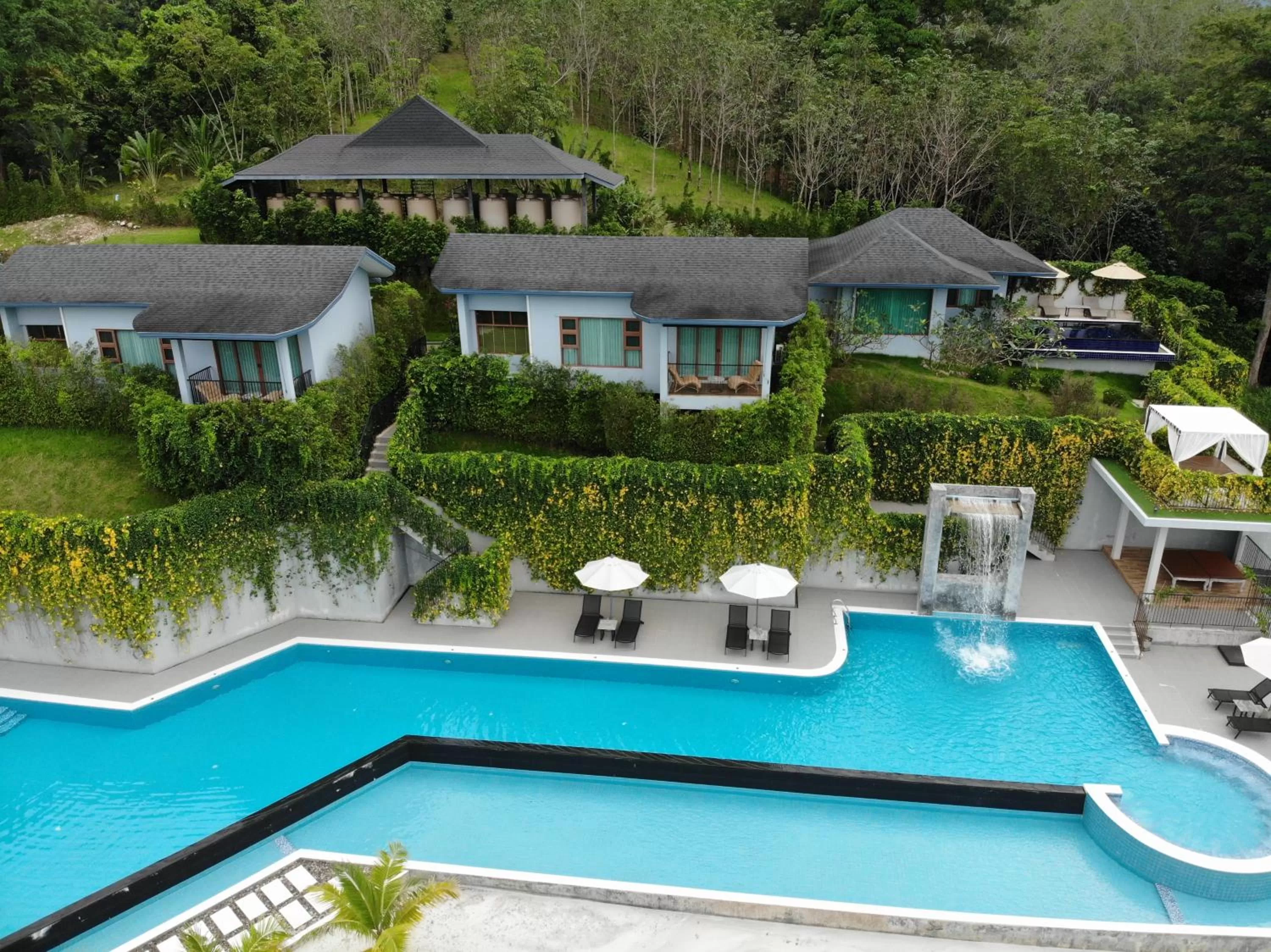 Property building in Khaolak Blue Sky Villa