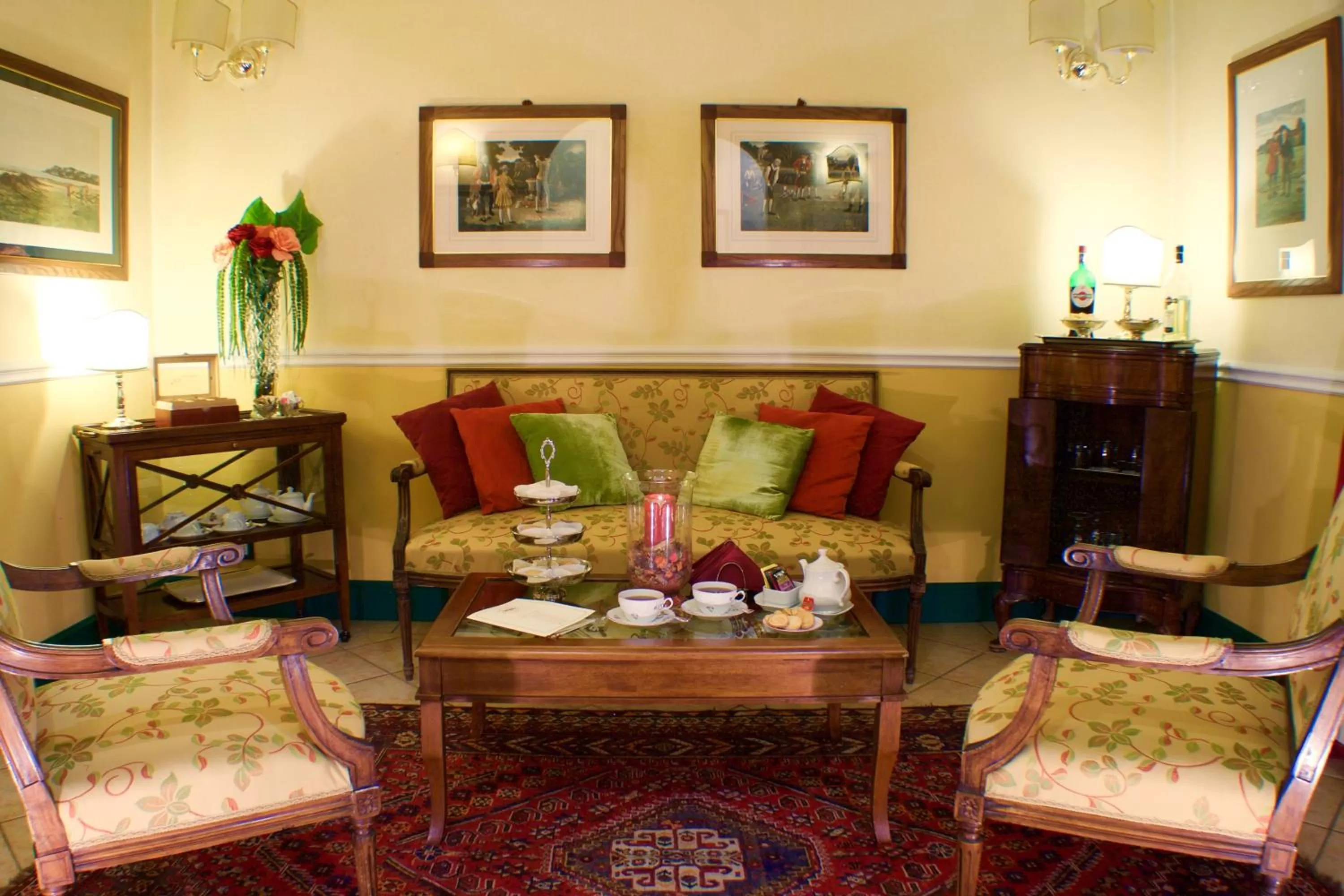 Lounge or bar in Hotel Rosary Garden