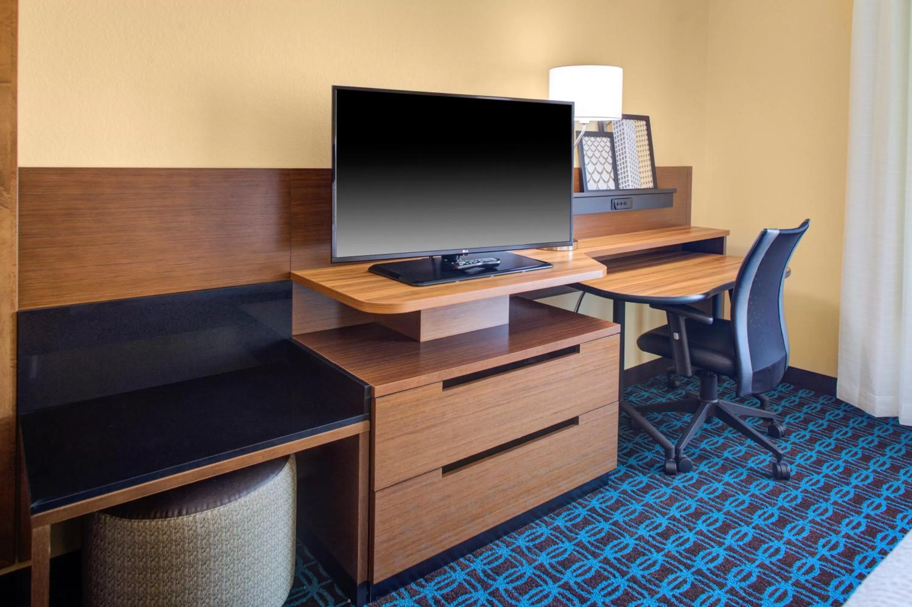 Fairfield Inn & Suites by Marriott Detroit Canton