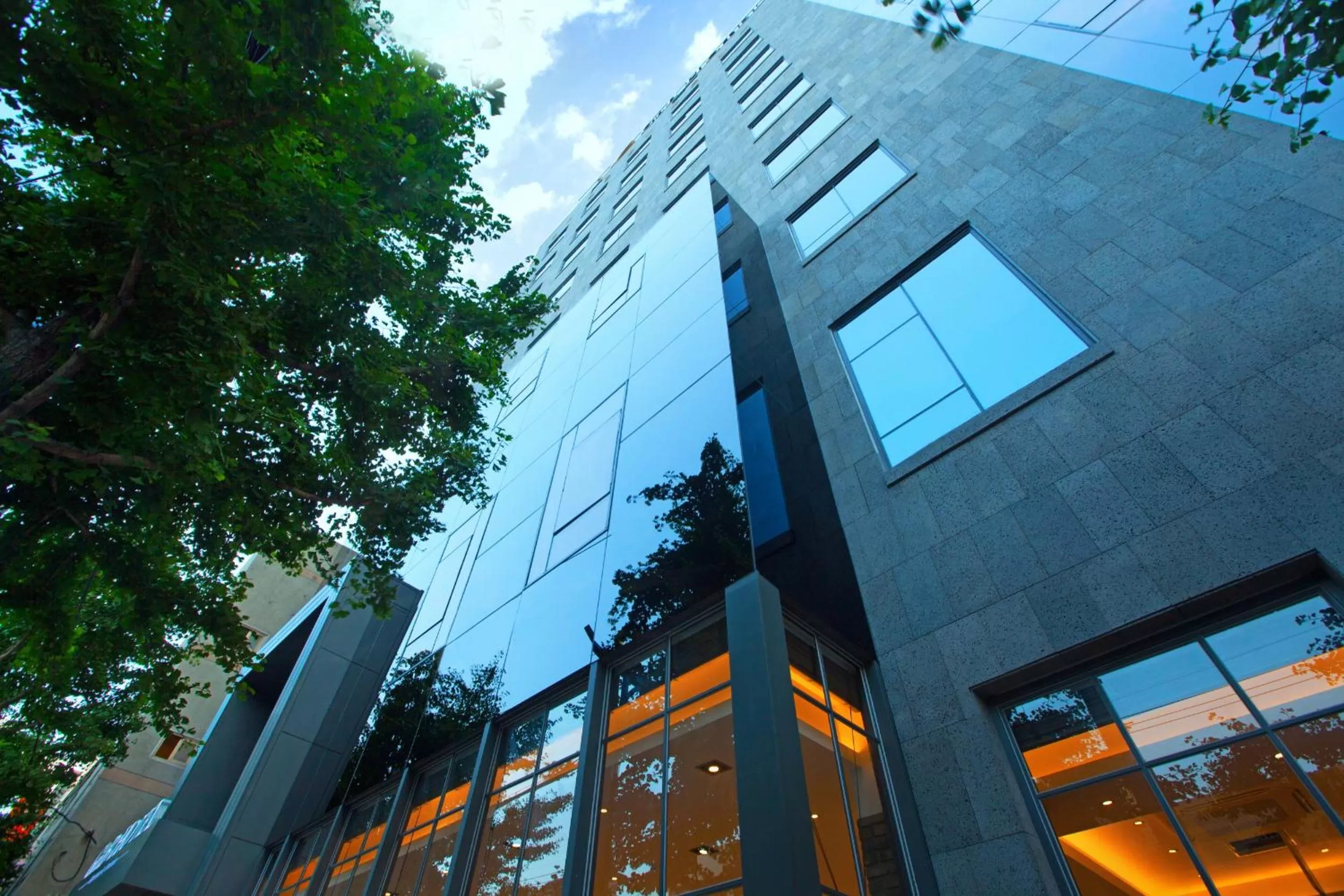 Property building in GnB Hotel