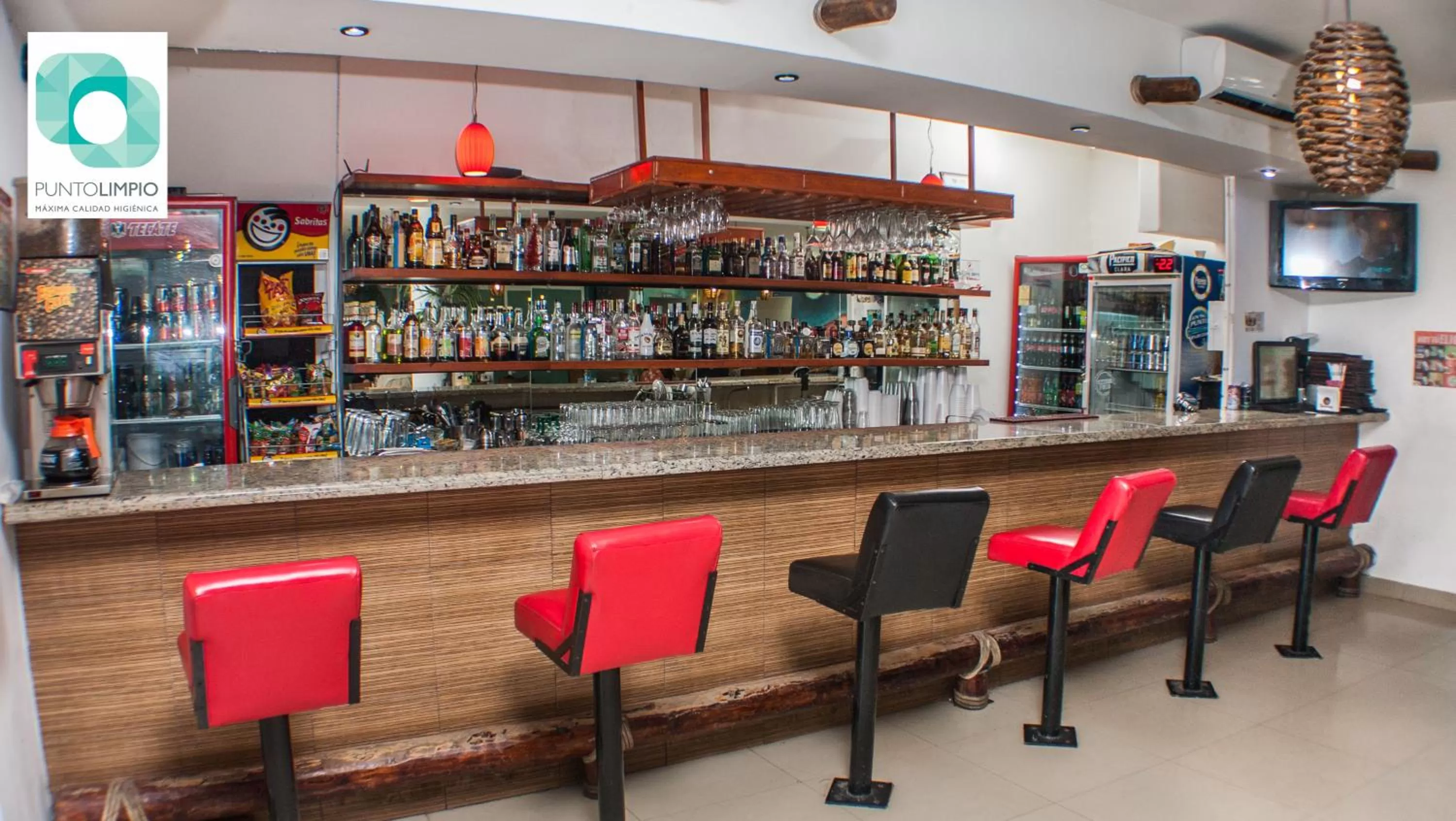 Lounge or bar in Hotel Maioris La Paz