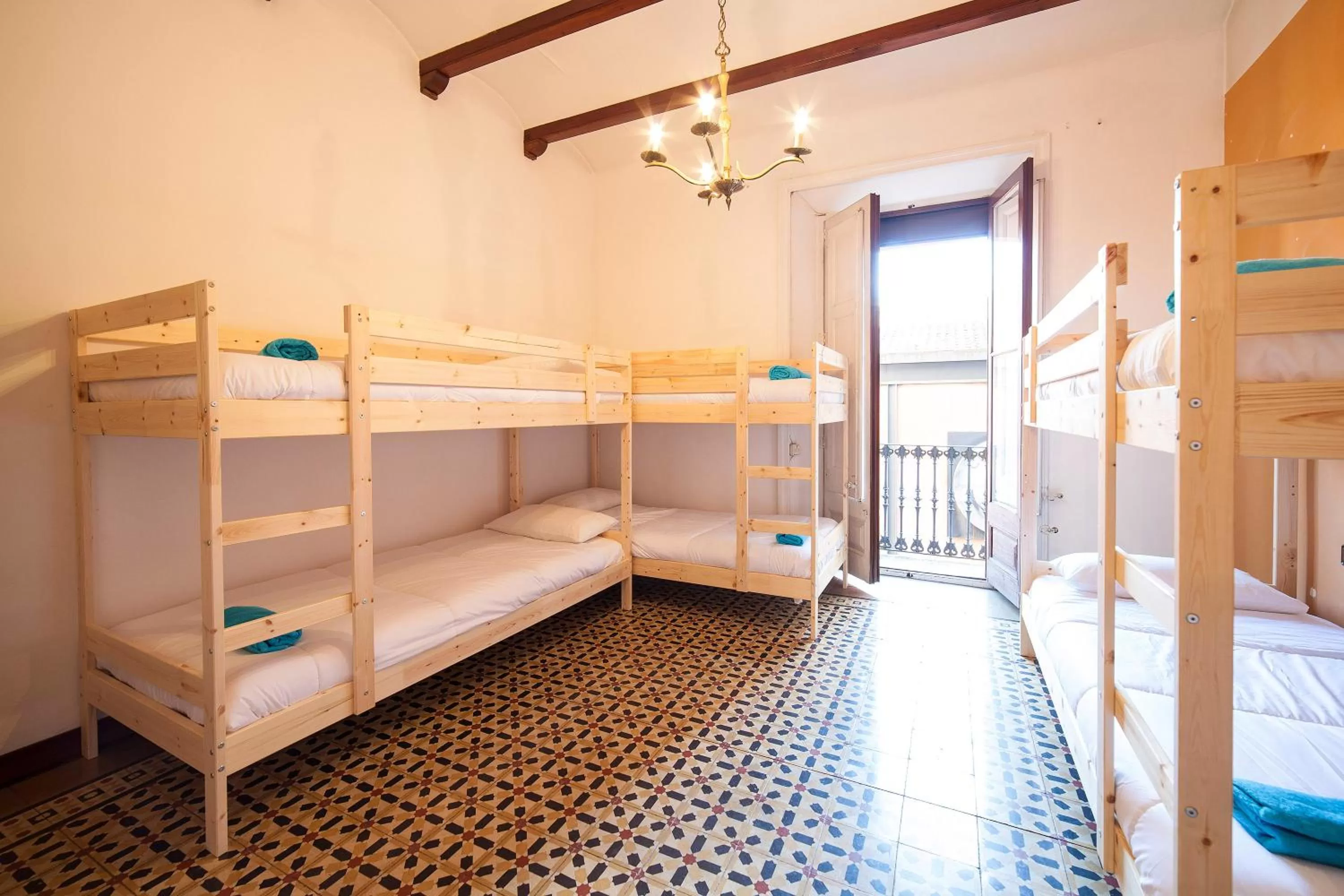 bunk bed, Bed in Bed in Girona