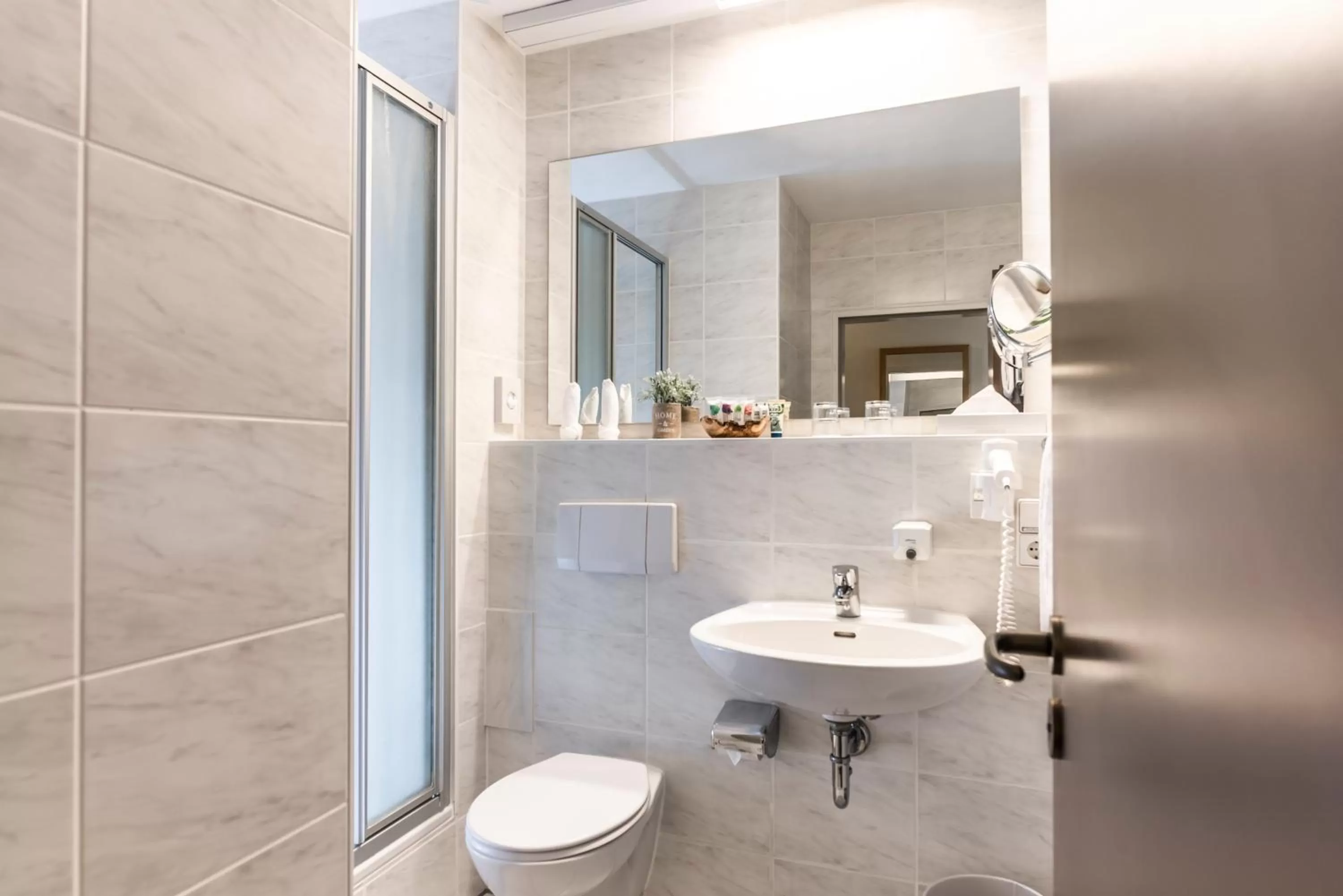 Toilet in Hotel Am Moosfeld