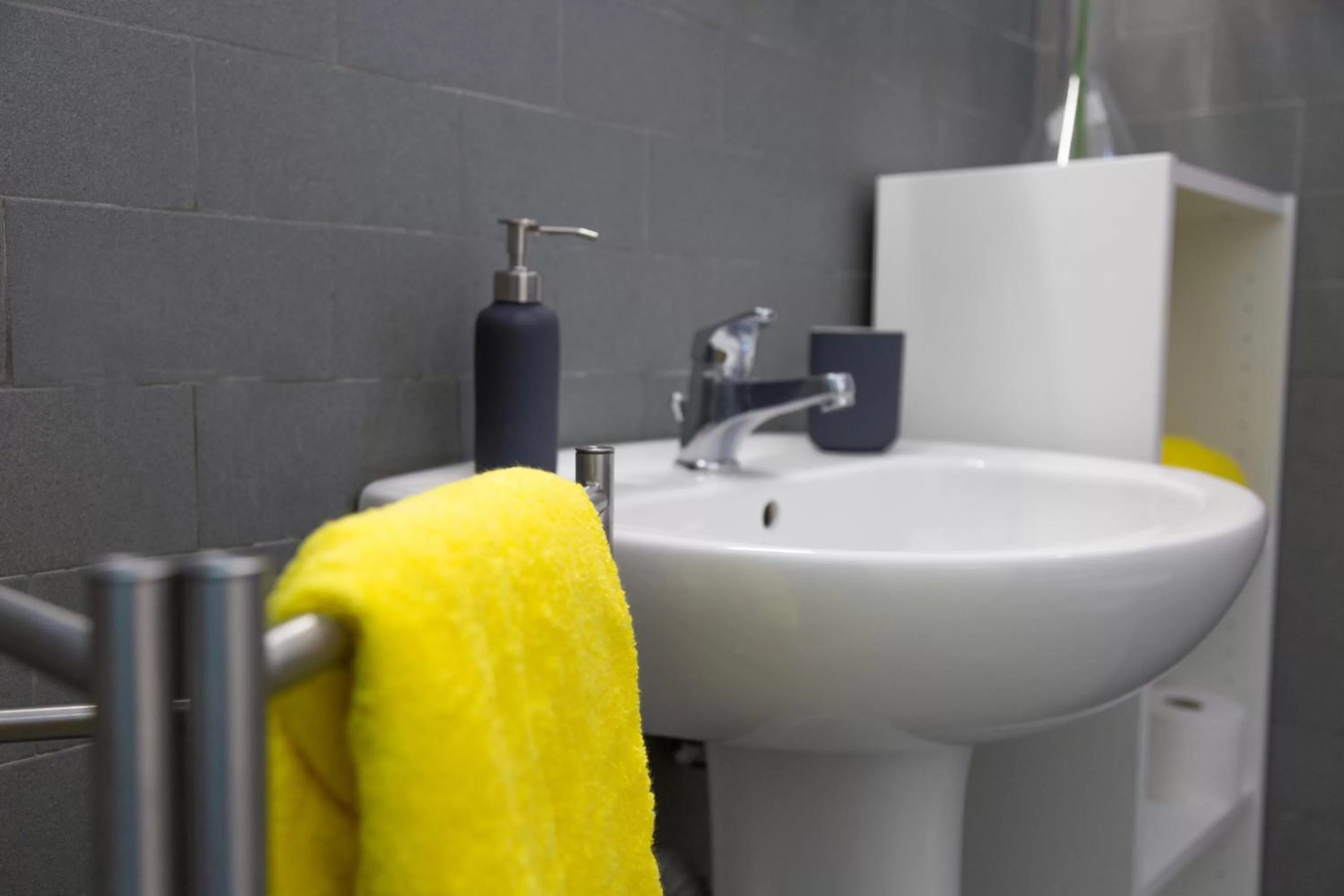 Bathroom in Tra L'Etna E Il Mare B&B
