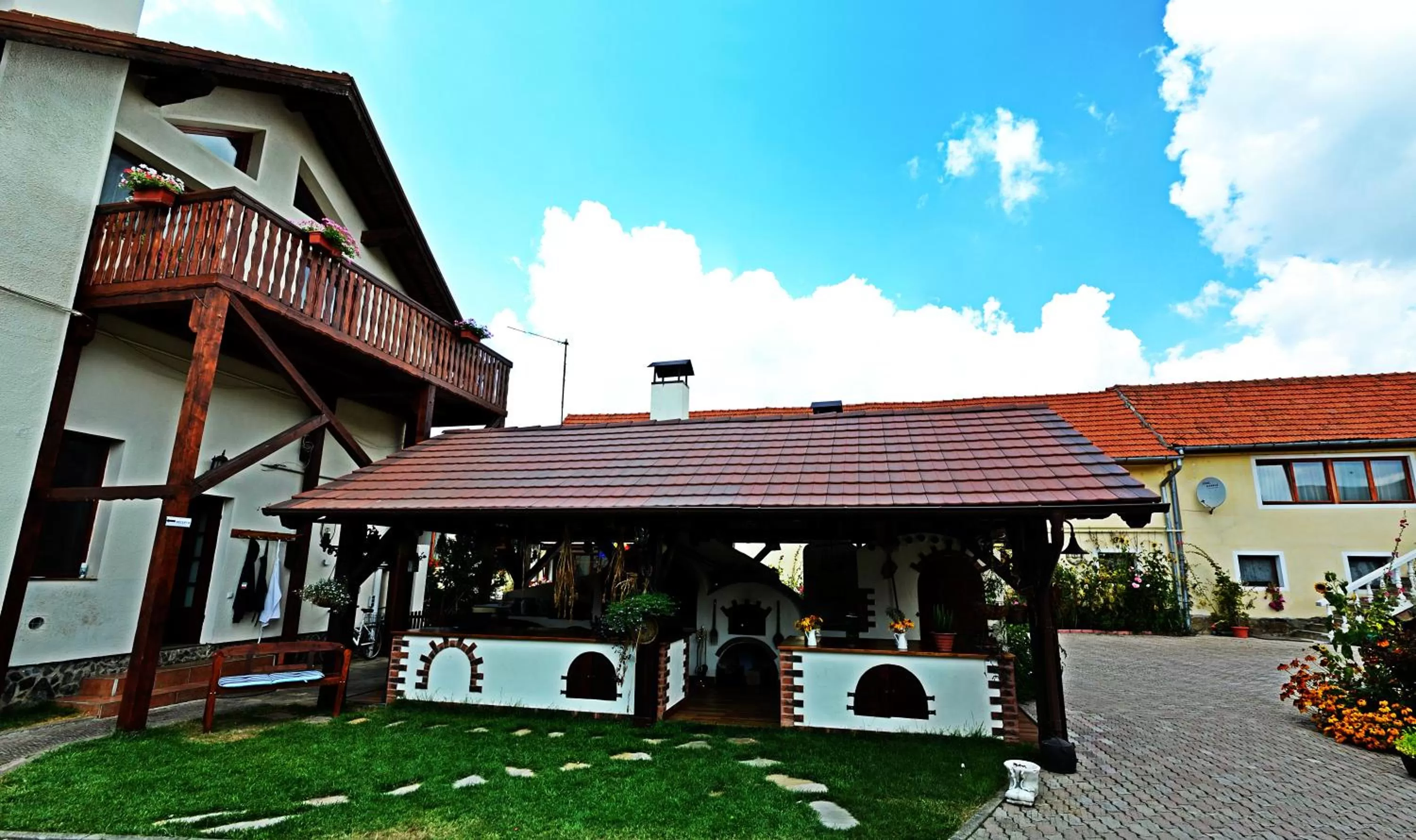 Property building in Hotel Bielmann