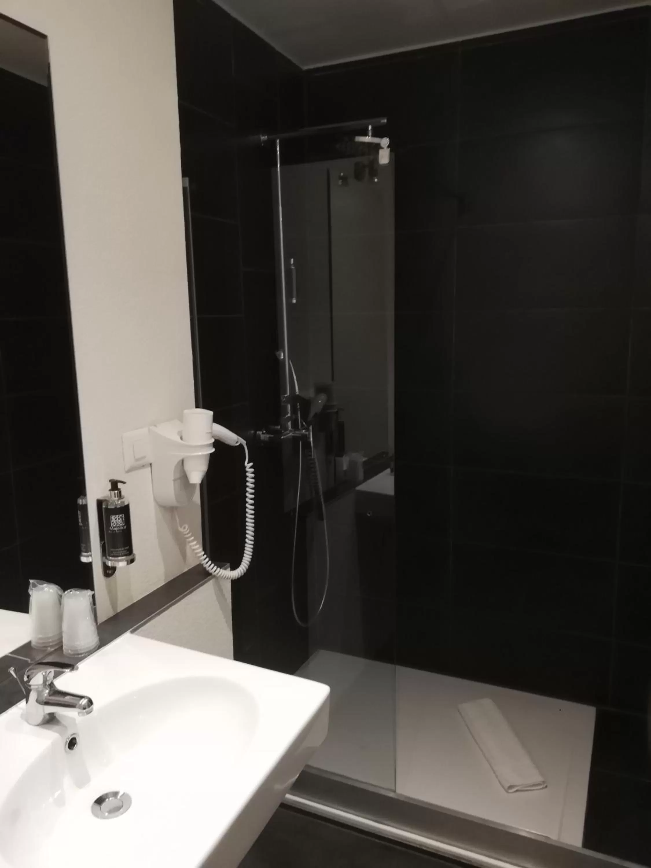 Bathroom in Hotel Parc & Lac