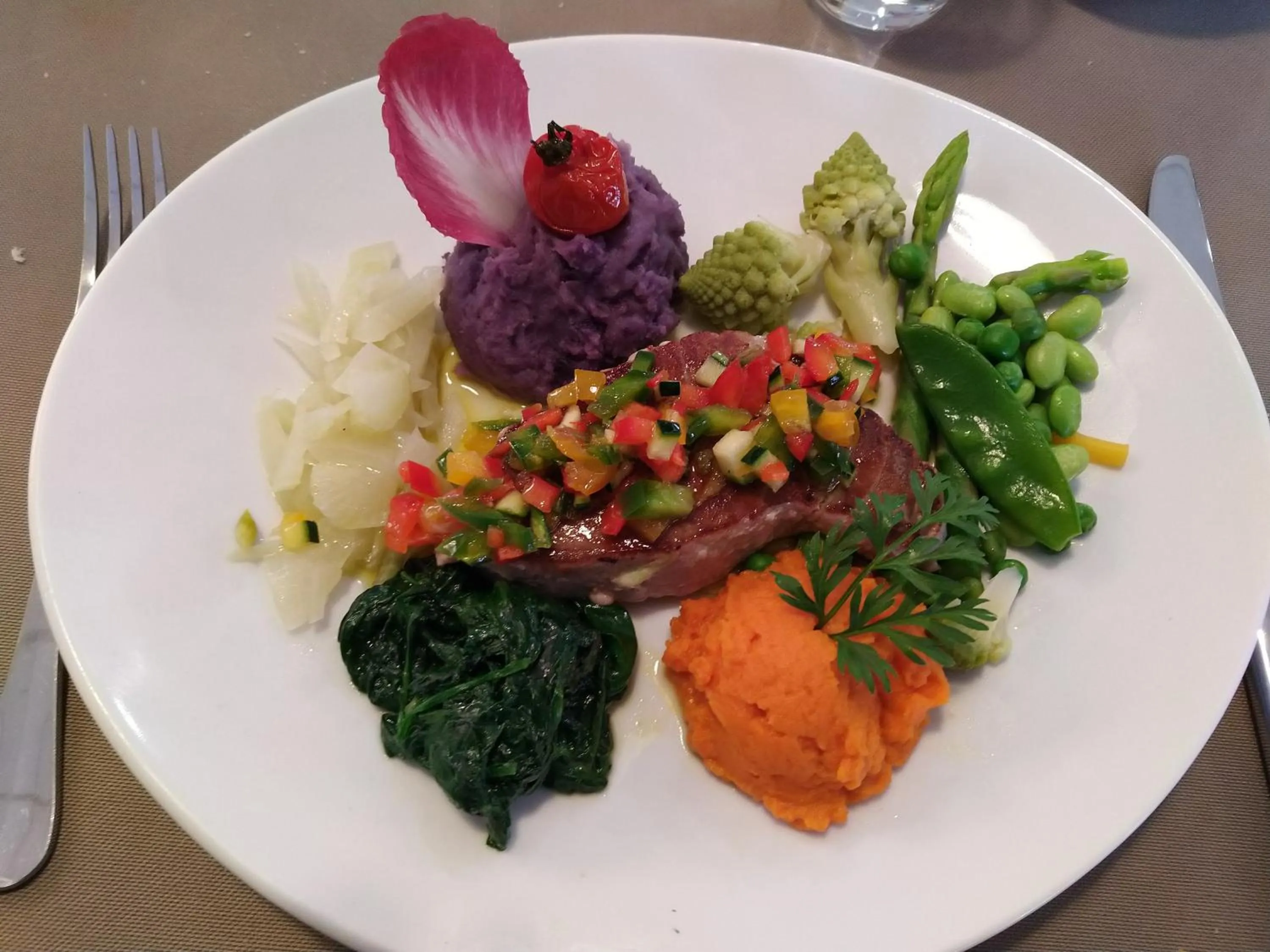 Meals in La Clé Des Champs