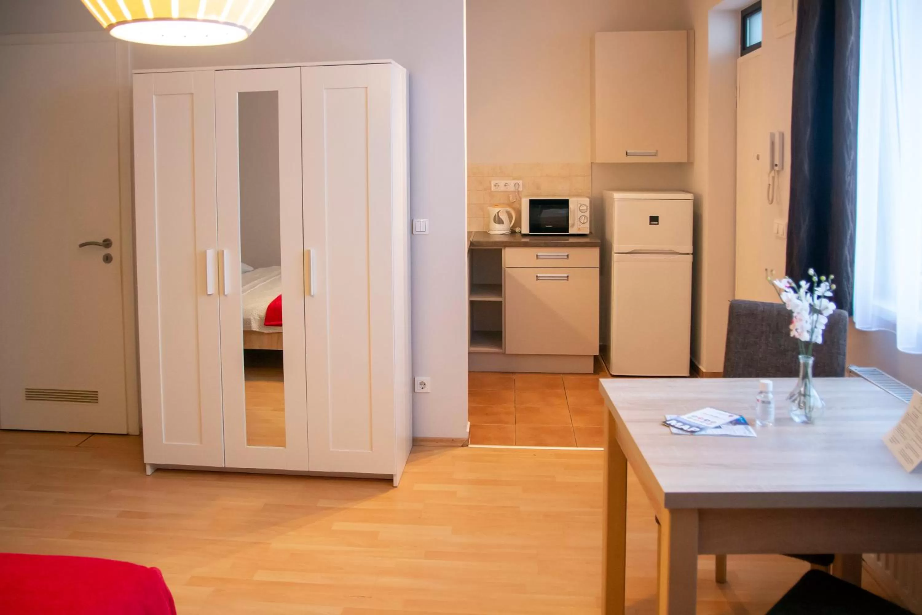 Kitchen or kitchenette in Keleti Aparthotel