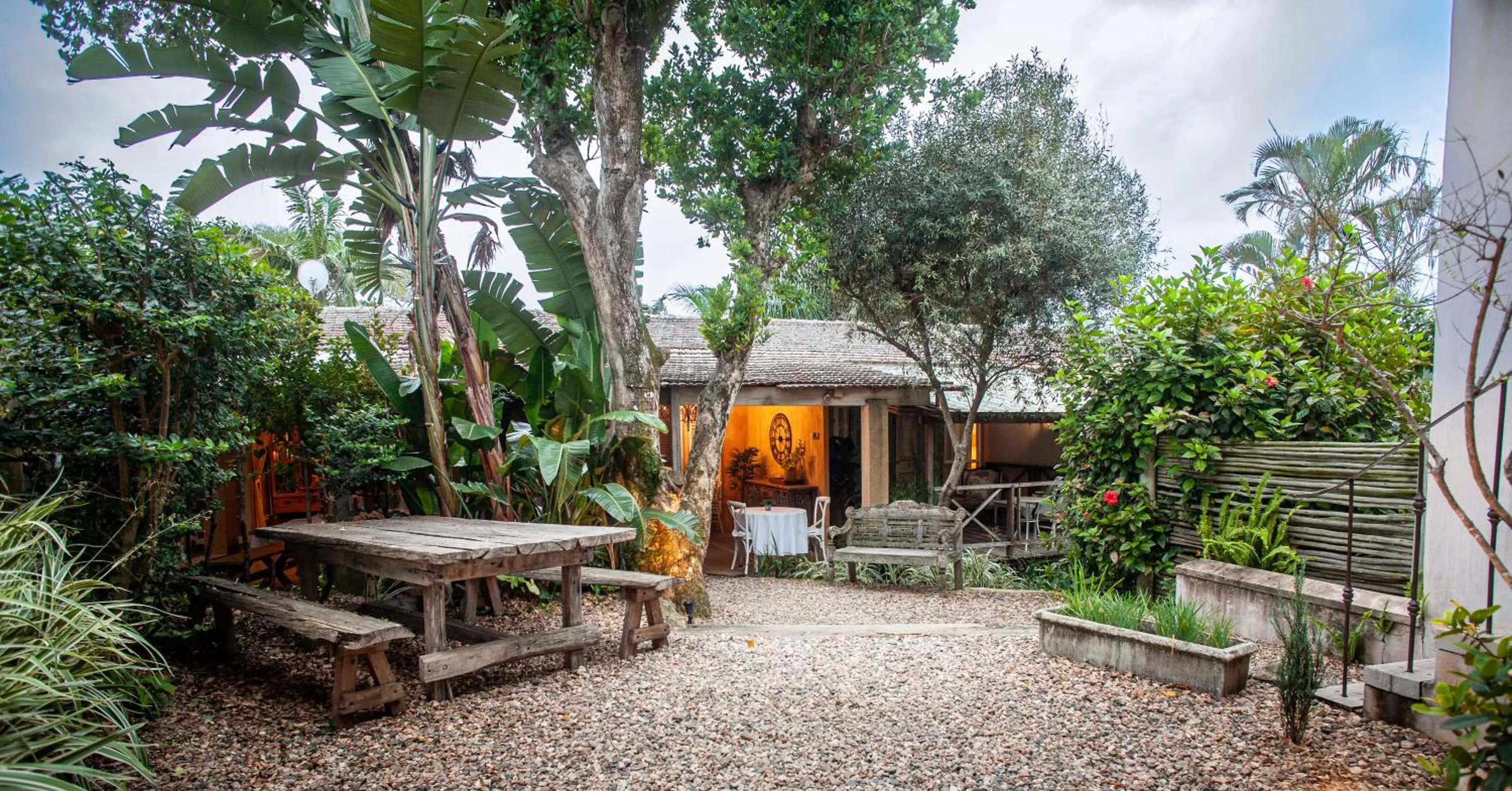 Garden in Petite Provence B&B