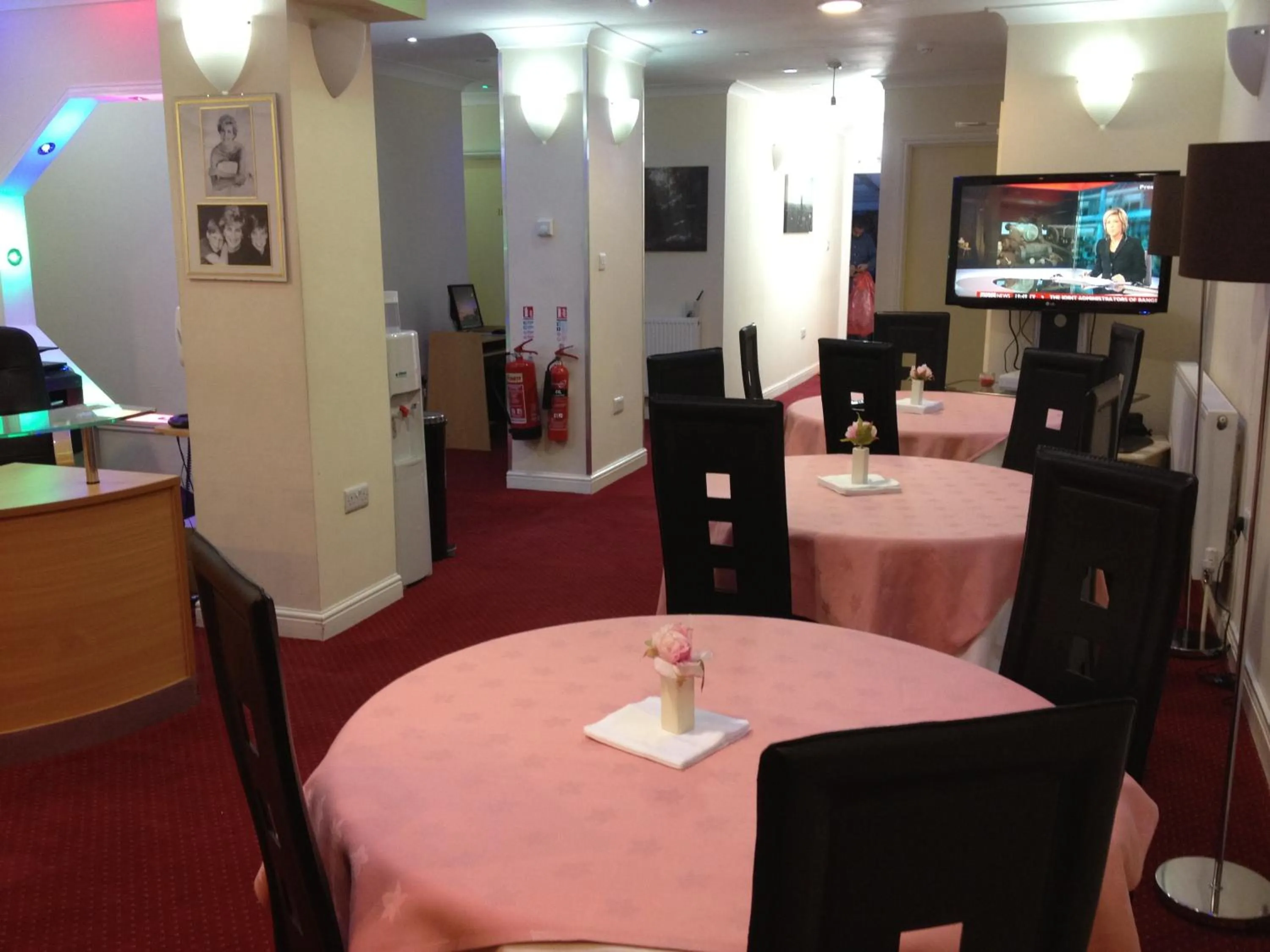 Lobby or reception in City View Hotel - Roman Road Market