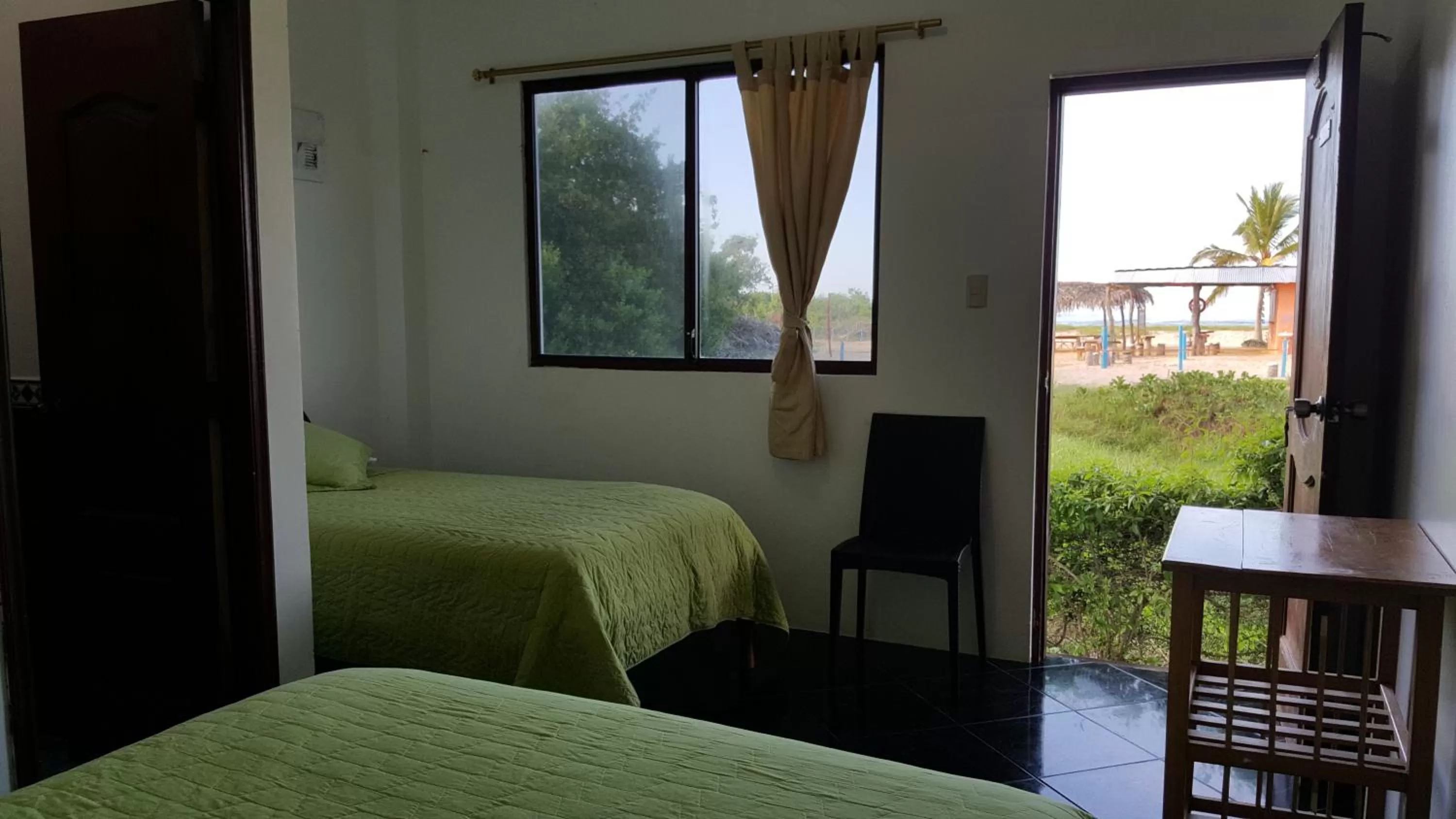 Photo of the whole room, Bed in Hotel La Jungla