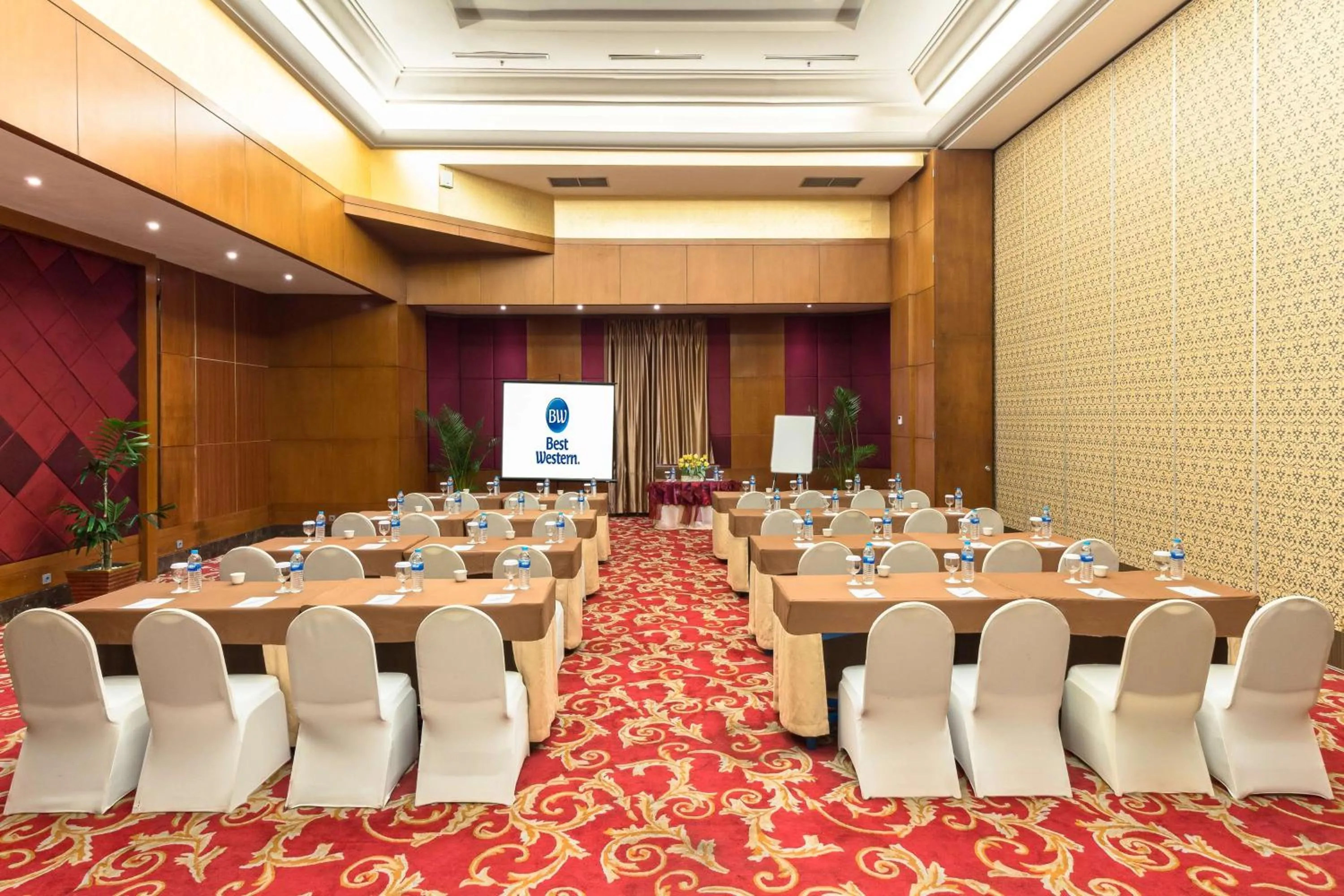 Meeting/conference room in Best Western Mangga Dua Hotel & Residence