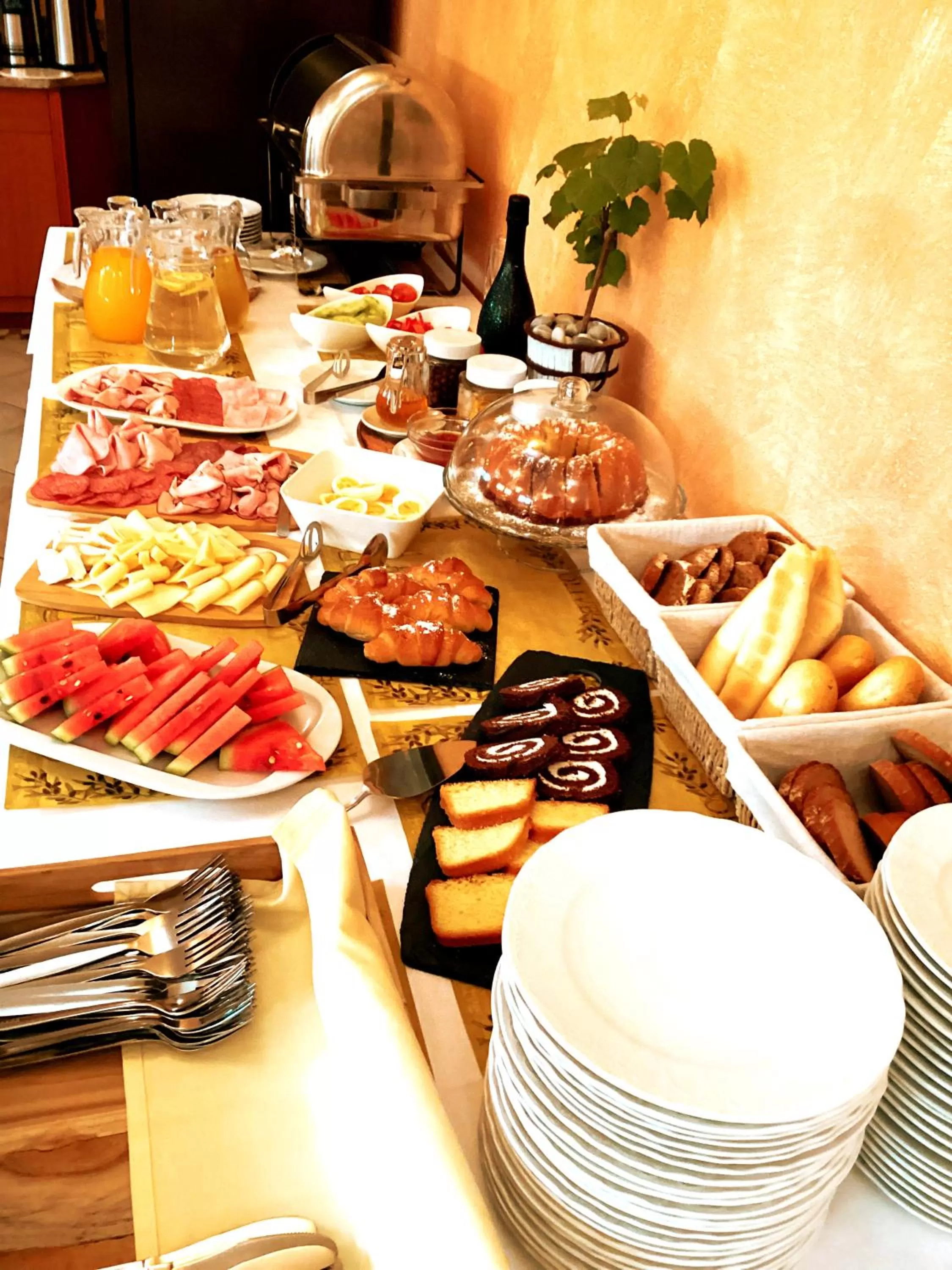 Food and drinks in Hotel Karolina