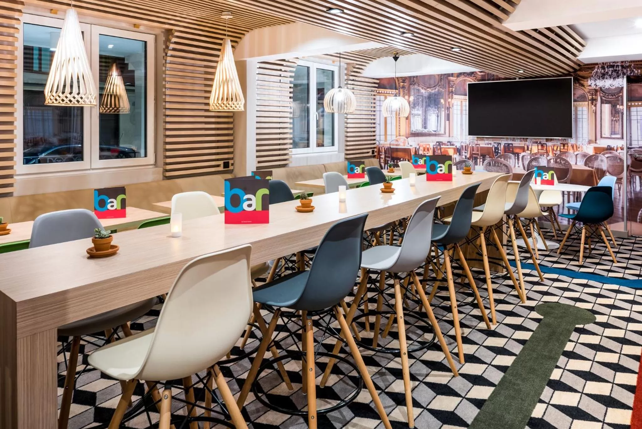 Lounge or bar in ibis Styles Clamart Gare Grand Paris