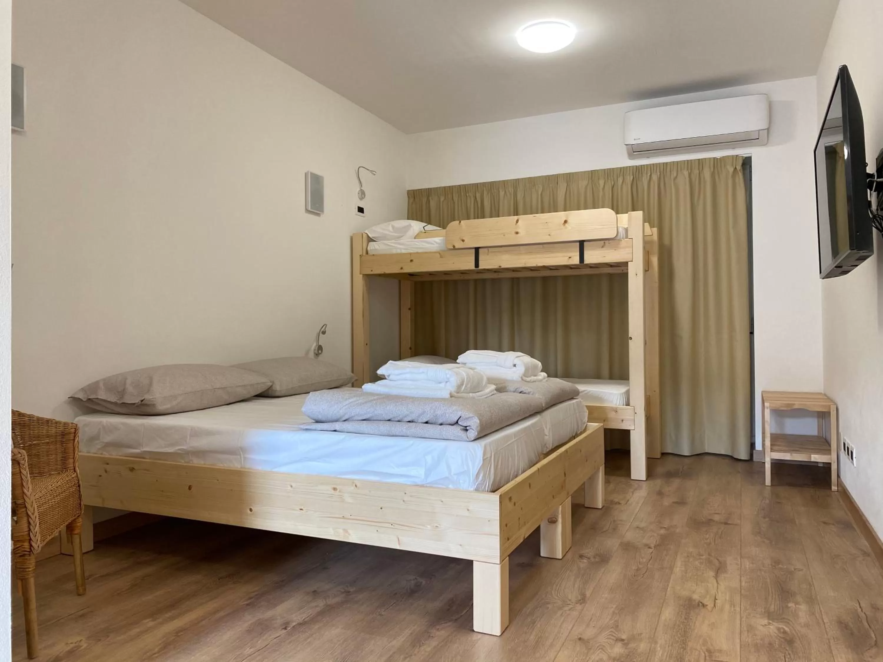 Bed in Sky Garden & Wellness R.