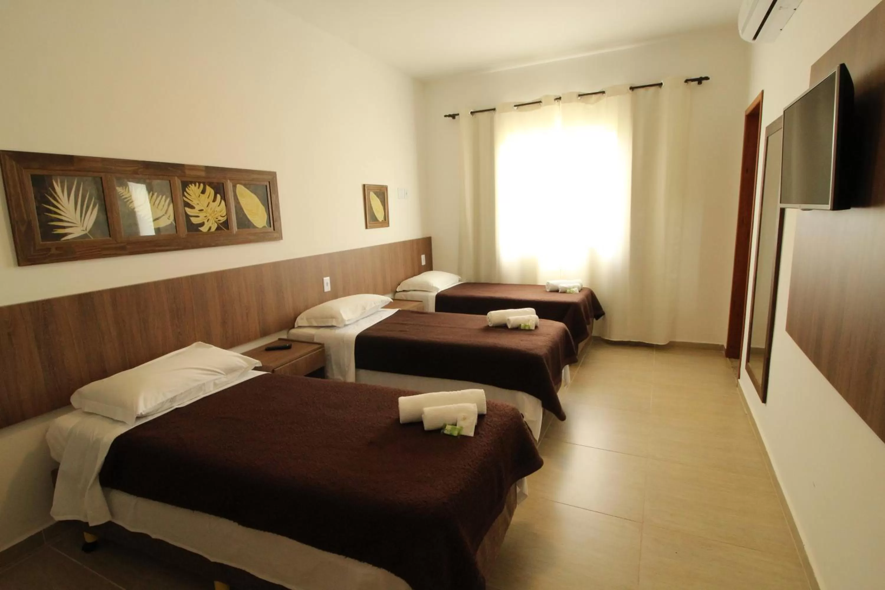 Bedroom, Bed in Hotel La Ponsa Itatiaia